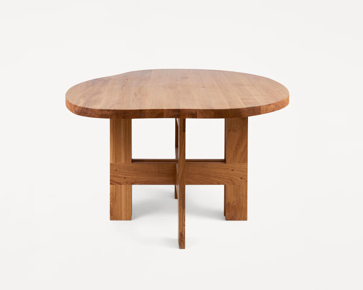 Farmhouse Trestle Table, Pond, Natural Oak