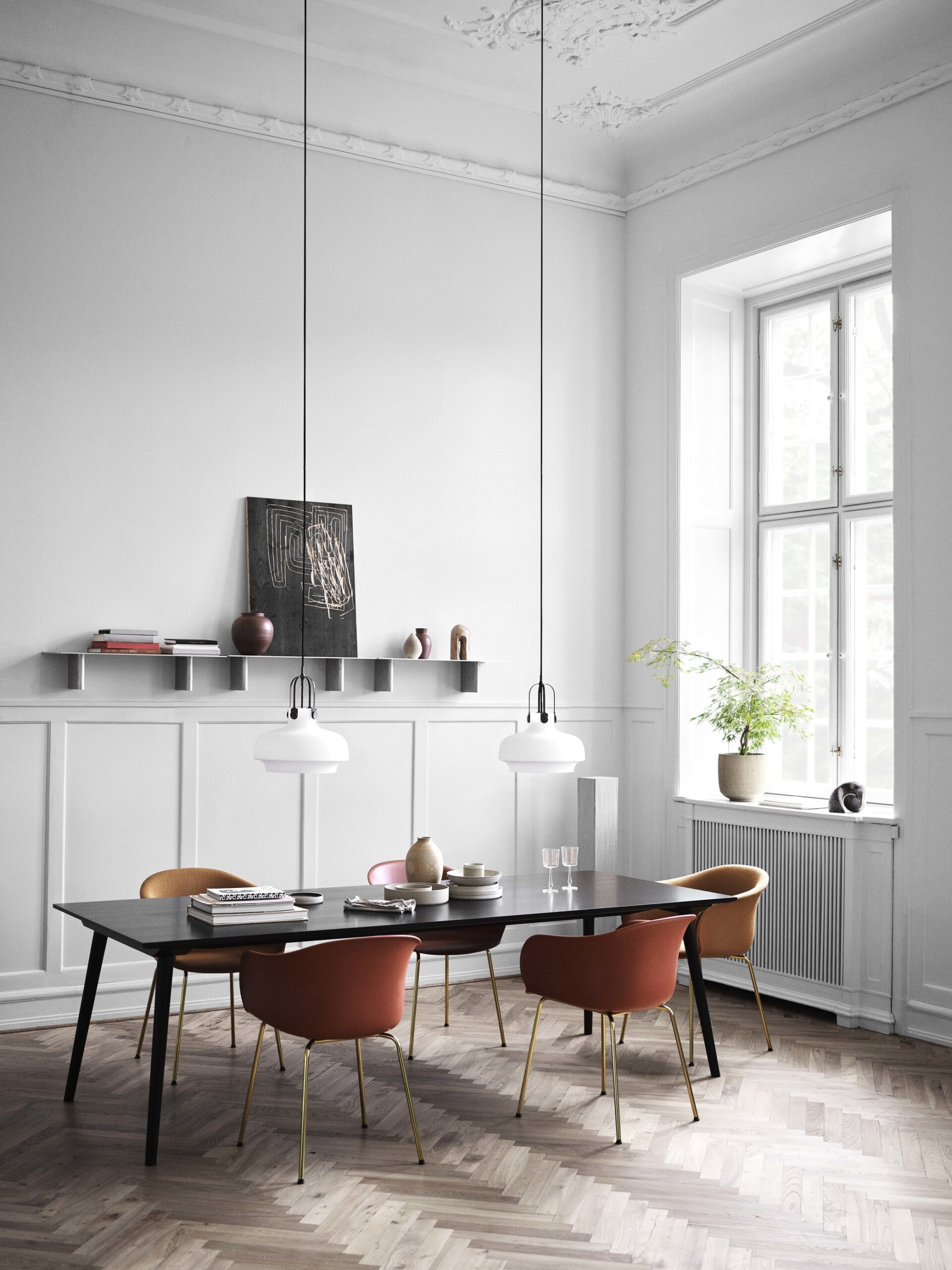 Elefy Chair JH29, Leather Grp. 2 / Black Tube Base