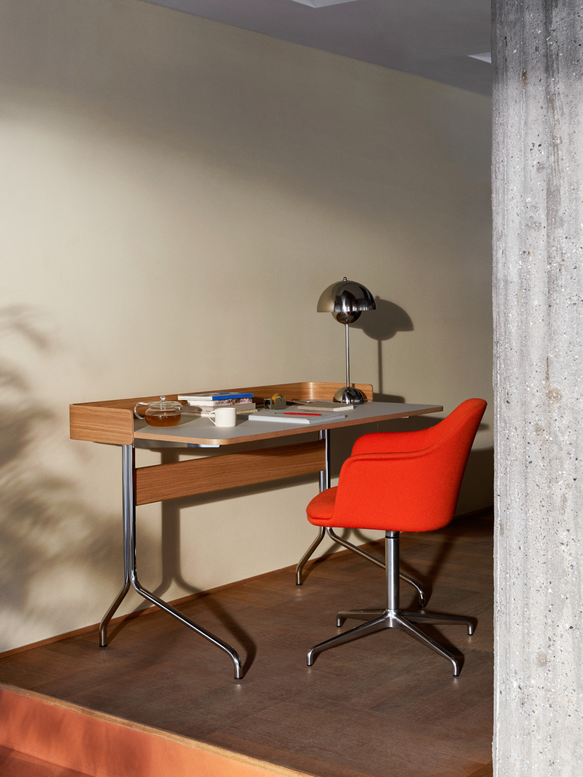 Rely Armchair HW46, Full / Seat Upholstery, Remix 123 / 4-Star Swivel Base / Return