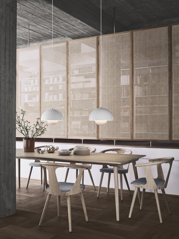 In Between Chair SK2, Fabric Grp. 2 / Oak