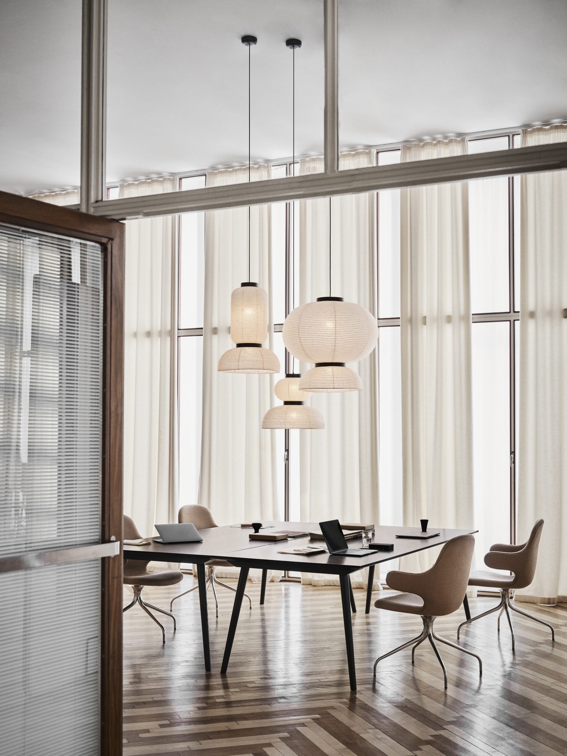 Catch Swivel Chair JH2, Fiord 171