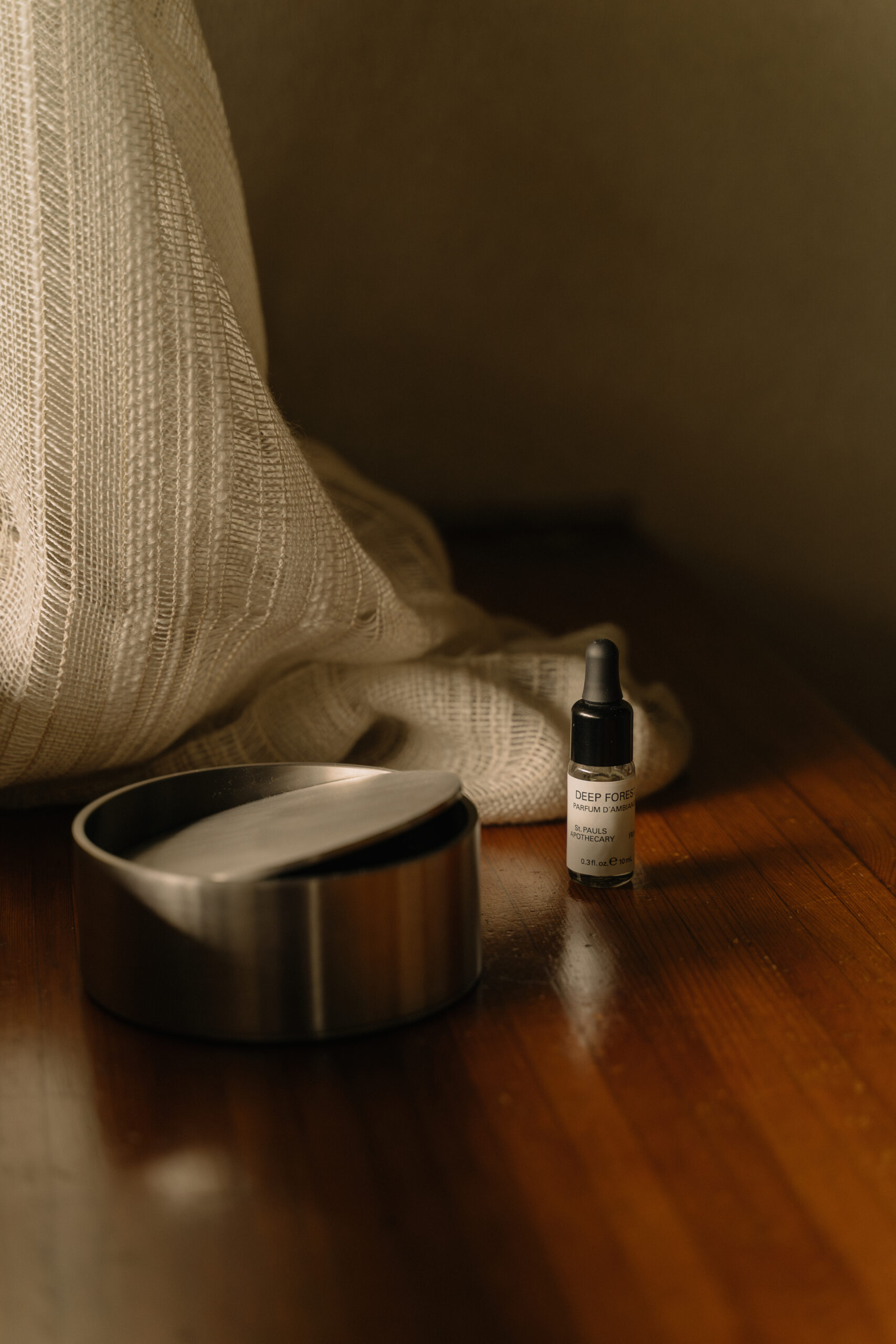 Sphere Oil Diffuser + Essential Oil 10mL