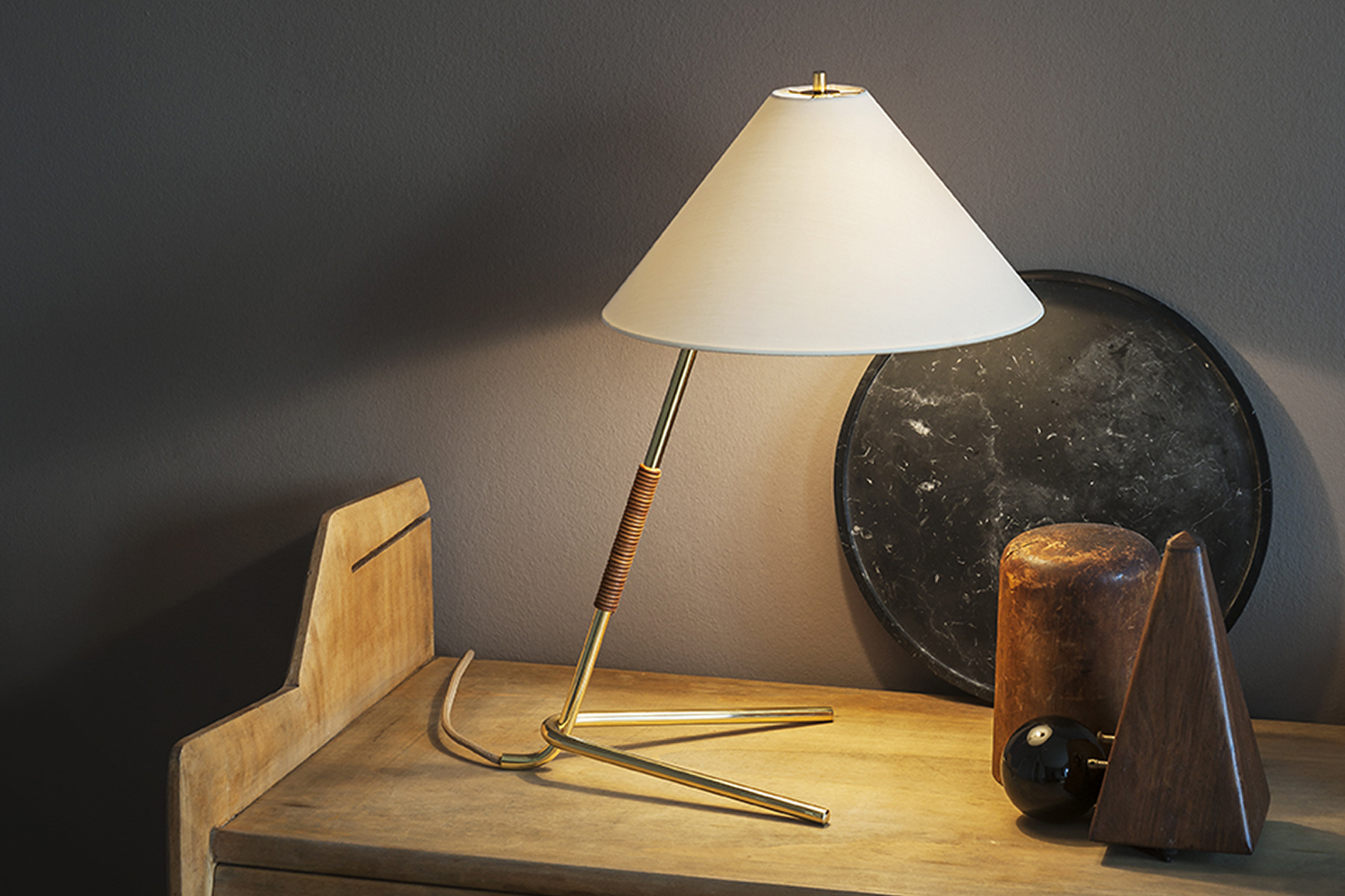 Hase Table Lamp/TL