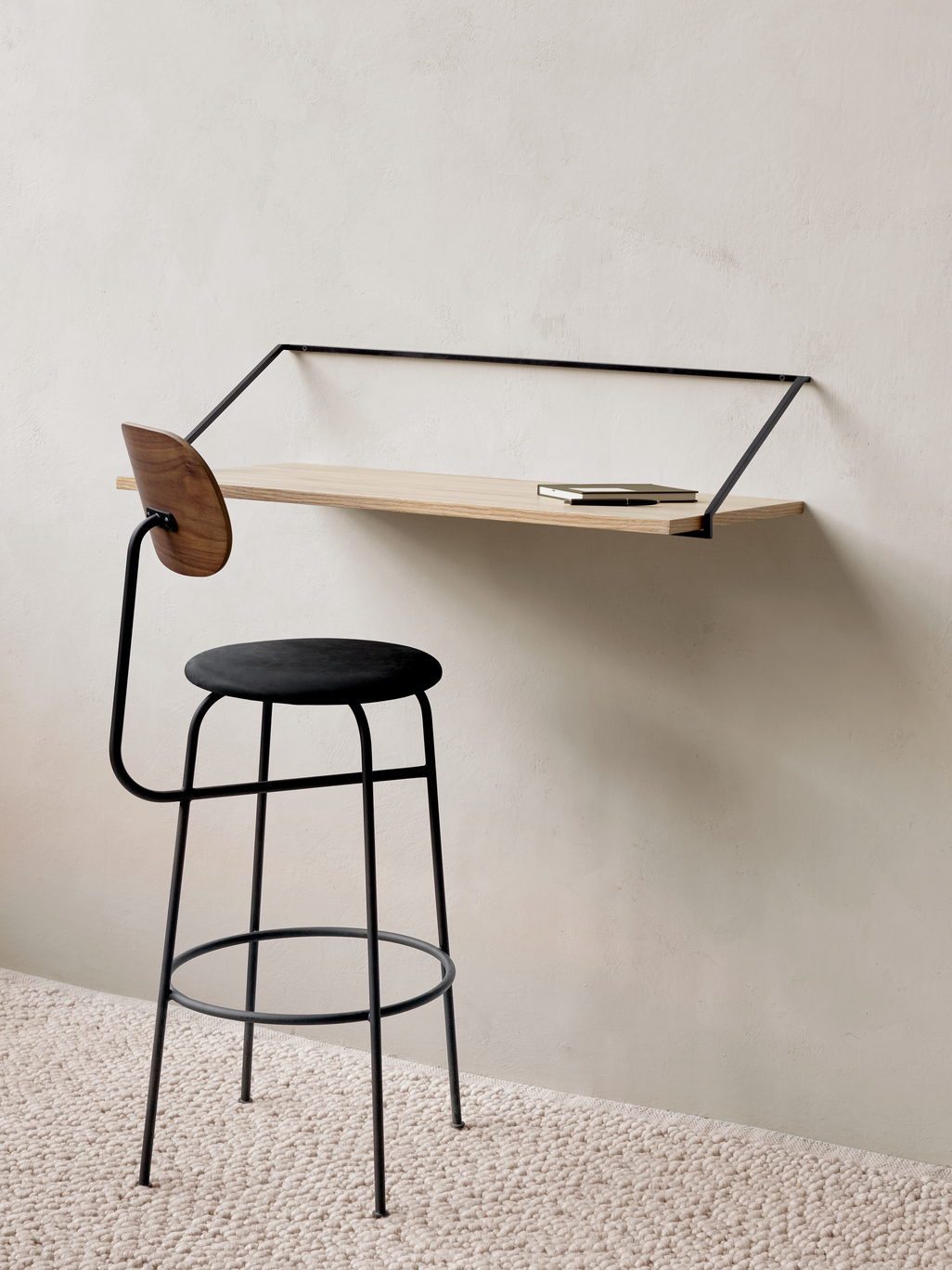 Afteroom Bar Chair Plus, Black Steel / Fiord 0961