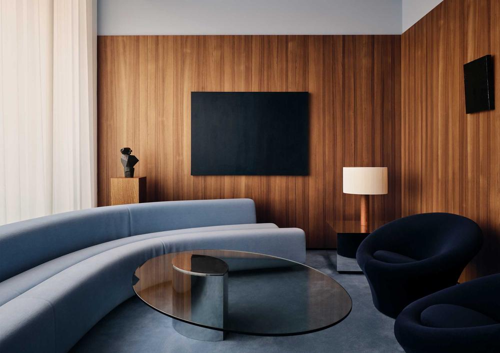 Moragas Table Lamp, Sapeli Leg