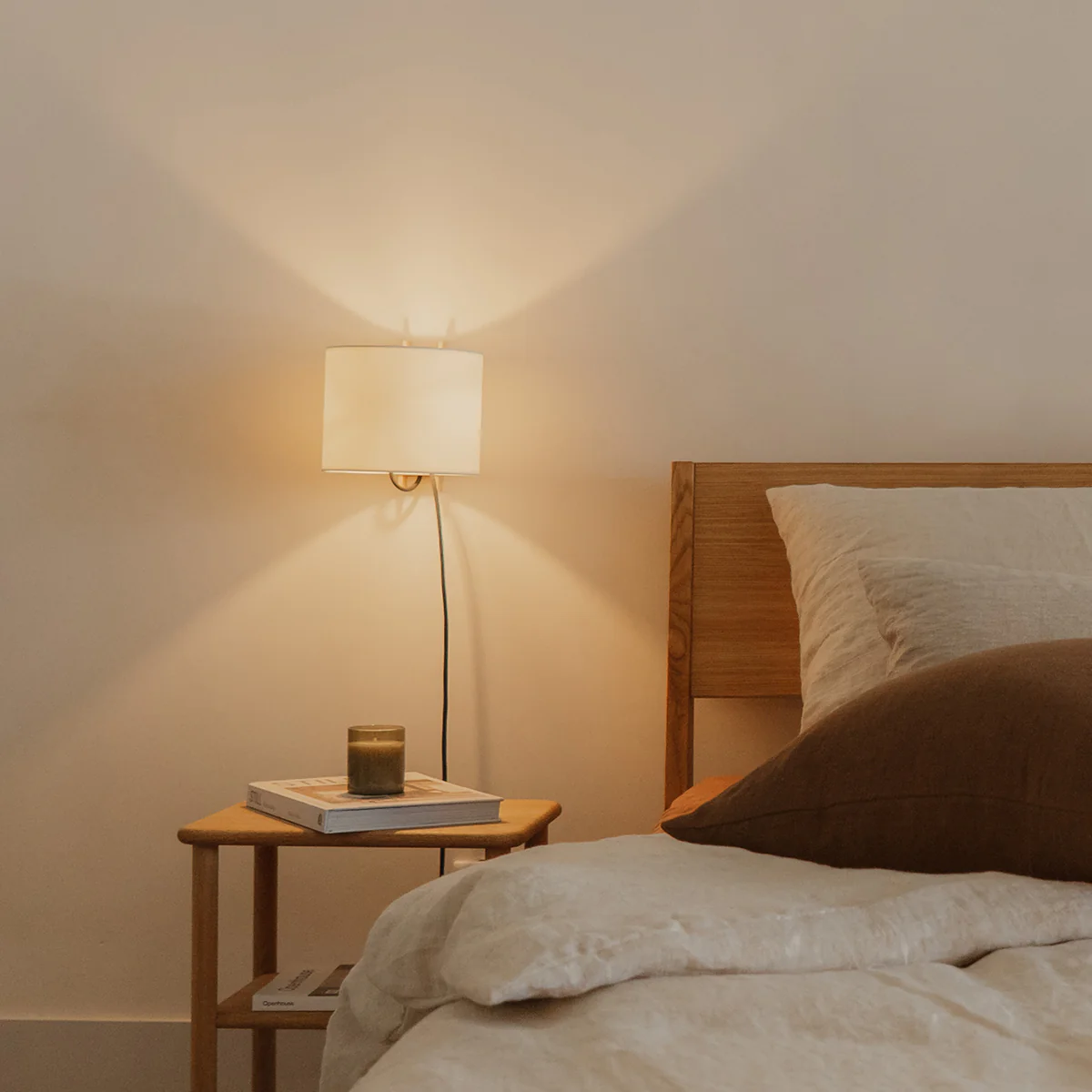 TMM Corto Wall Lamp / Beech Wood / White