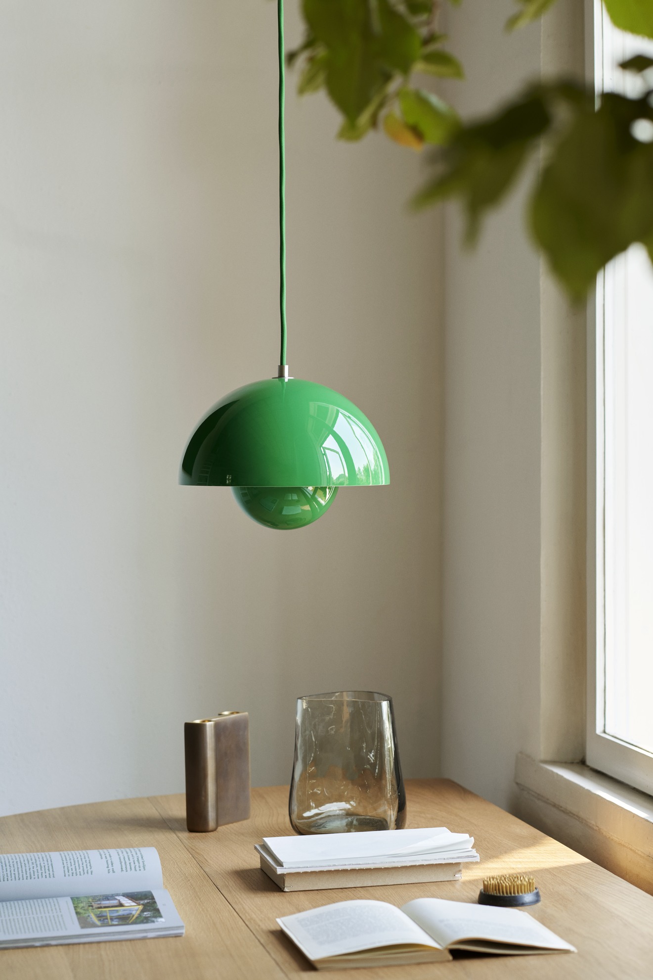 Flowerpot Pendant VP1