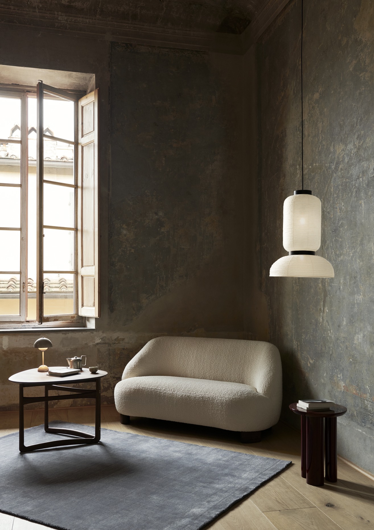 Margas 2 Seater LC3, Karakorum 001 / Walnut