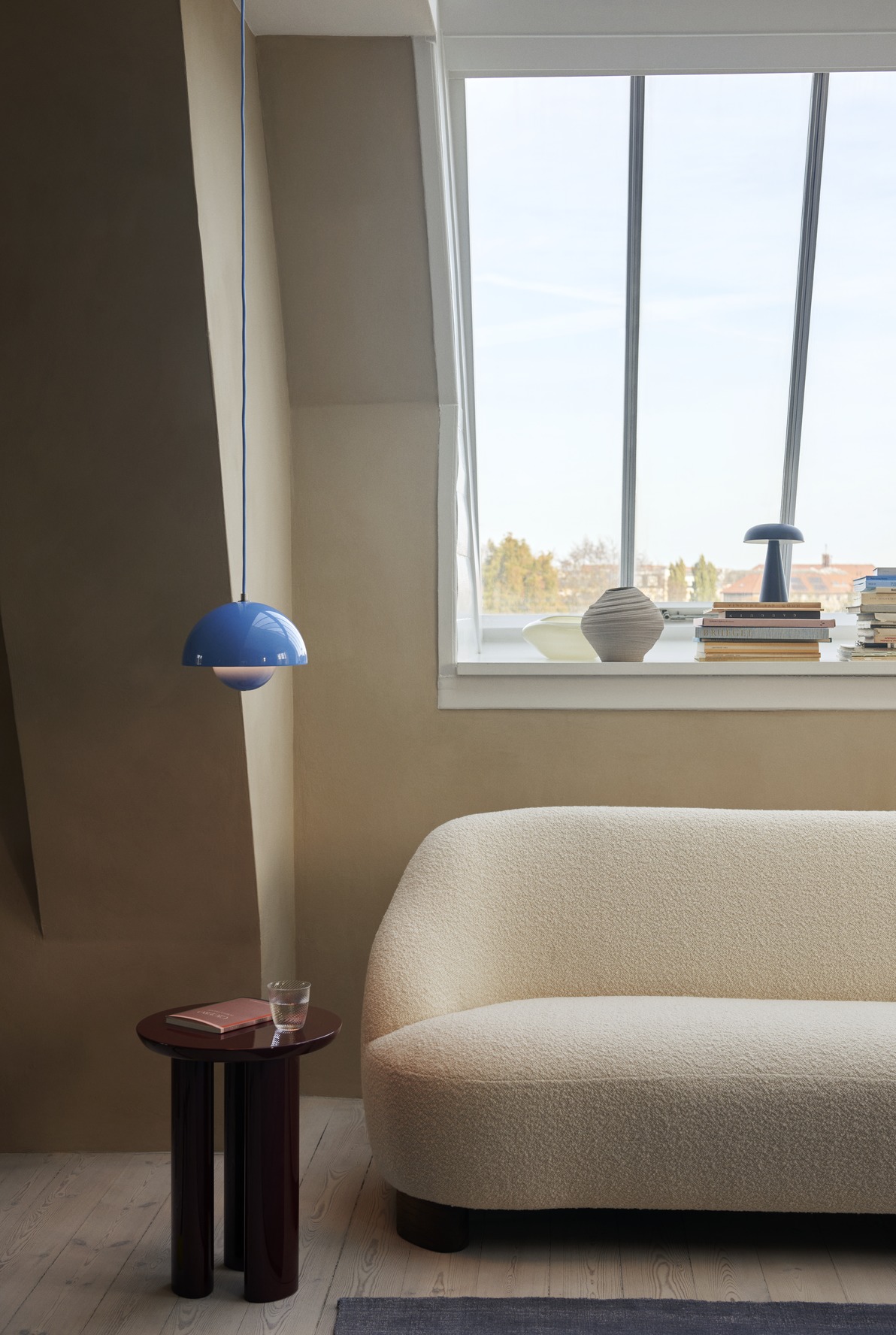 Margas 2 Seater LC3, Karakorum 001 / Walnut