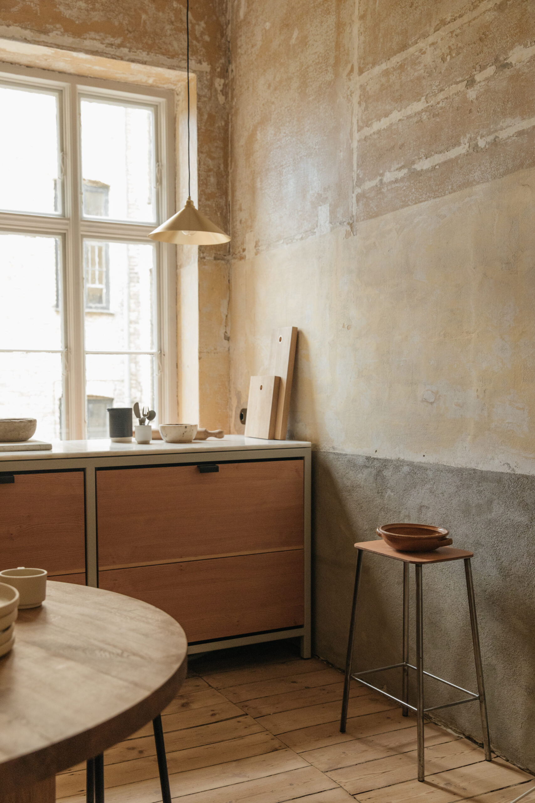 Adam Stool H76, Oak / Black