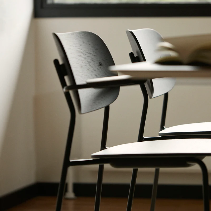 Co Dining Chair with armrest, Black / Black Oak