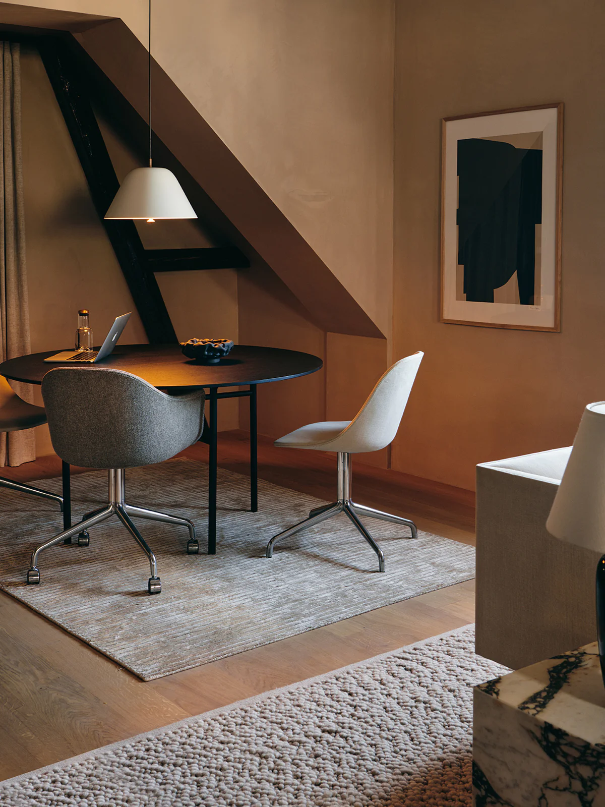 Harbour Side Dining Chair, Star Base with Swivel, Polished Aluminium / Dakar 0842