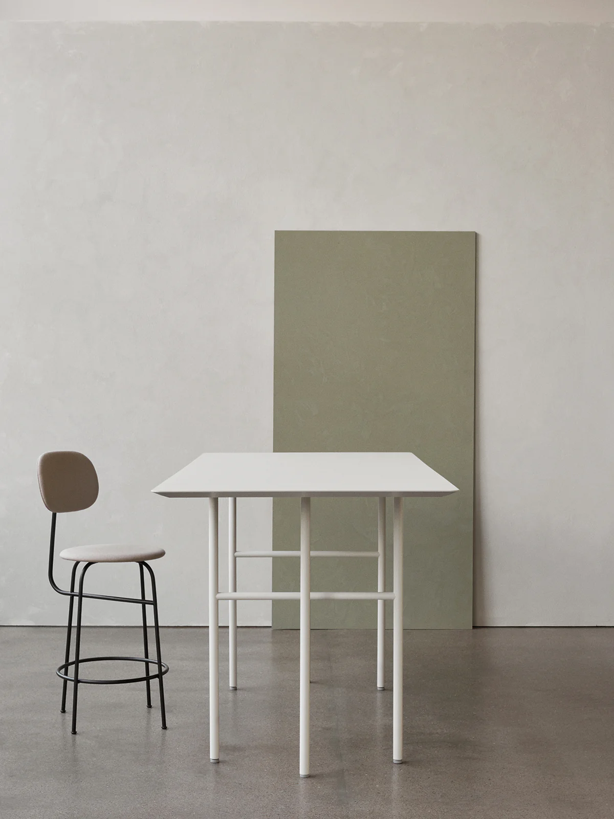 Afteroom Counter Chair Plus, Black Steel / Dakar 0250