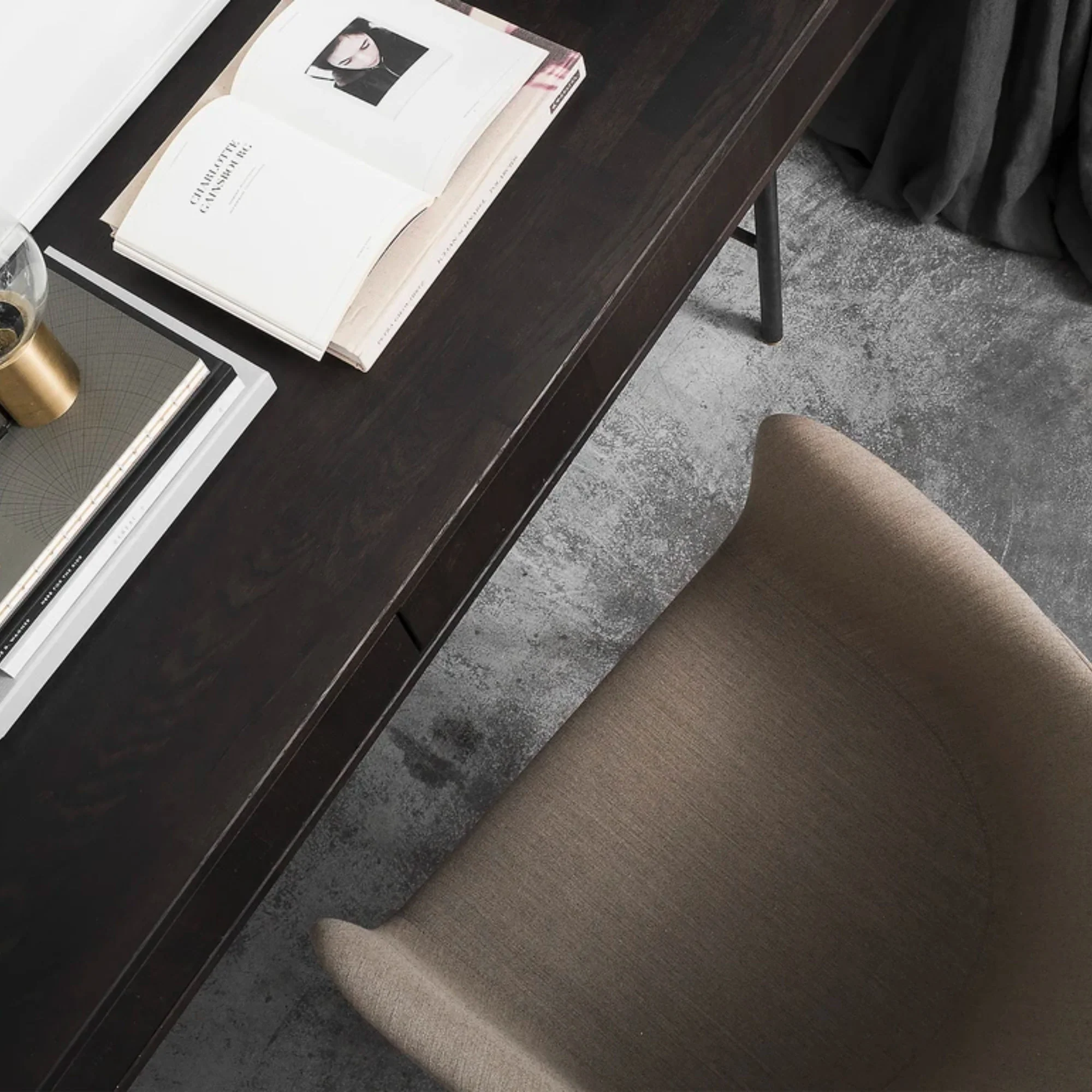 Harbour Counter Chair, Upholstered, Black Steel / Remix 2 233