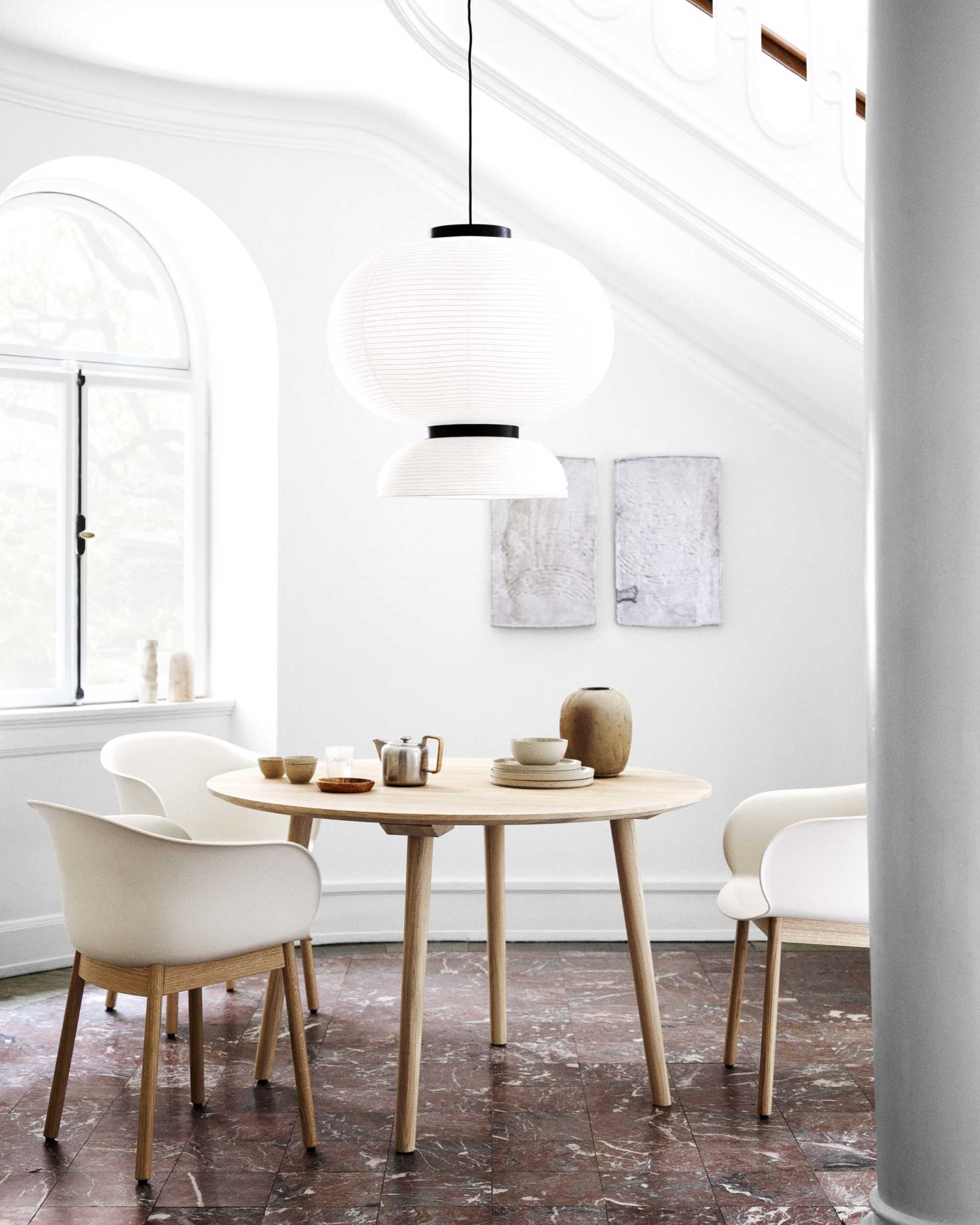 Elefy Chair JH30, Walnut Base, Soft Beige
