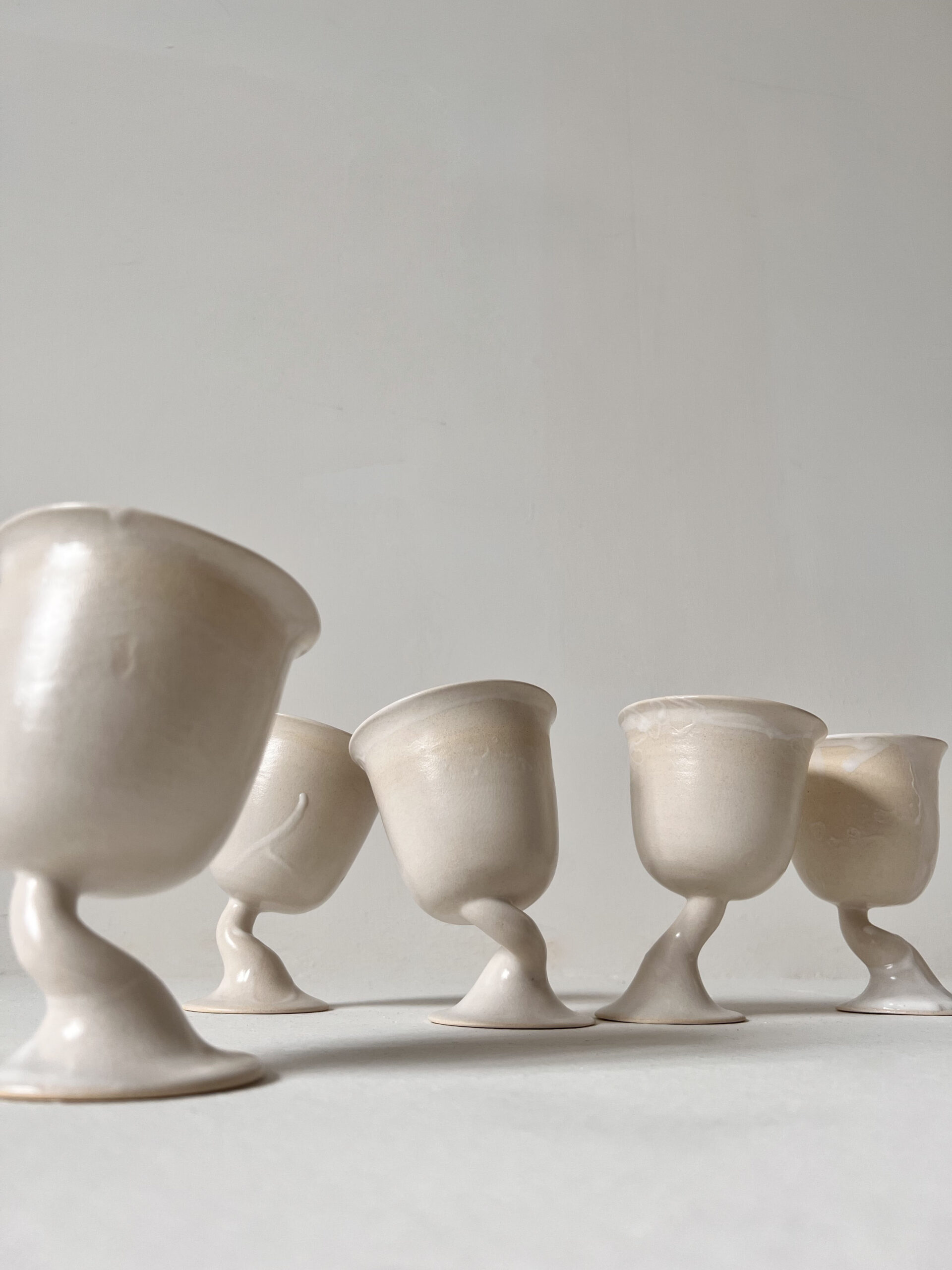 Swinging Goblet, with rim