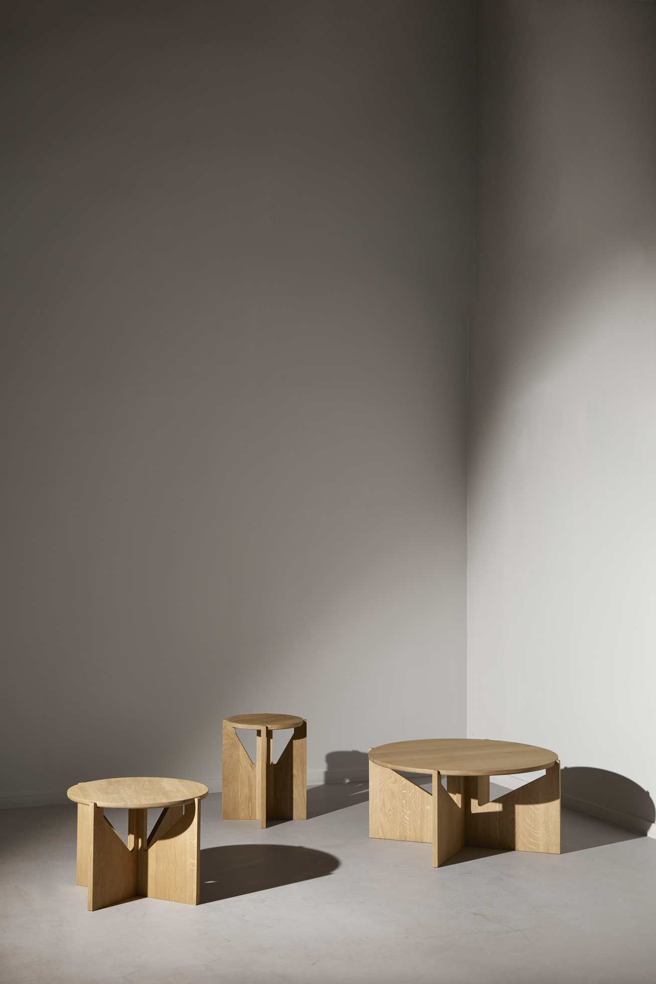 Simple Stool Oak