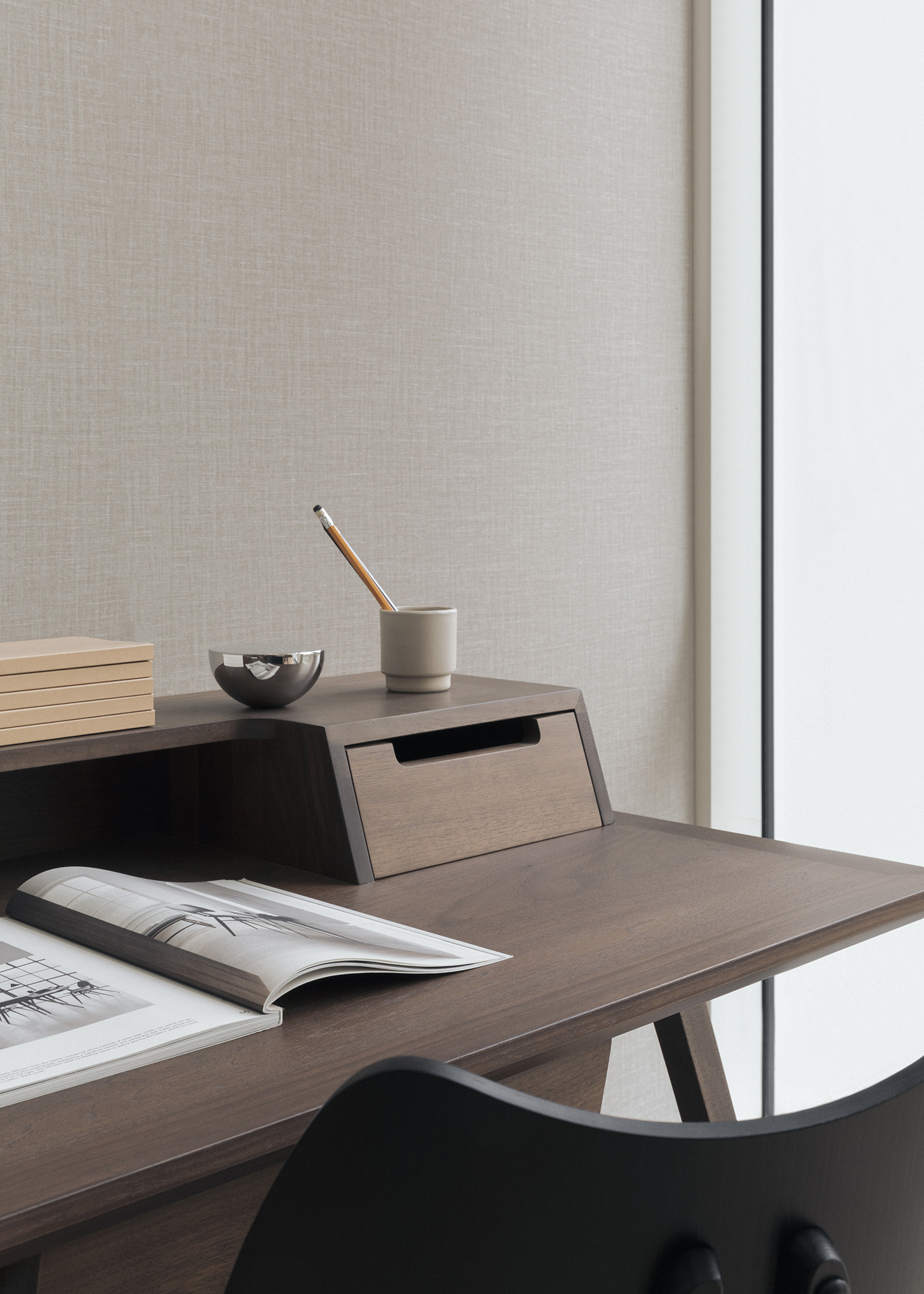 Treviso Desk, Walnut