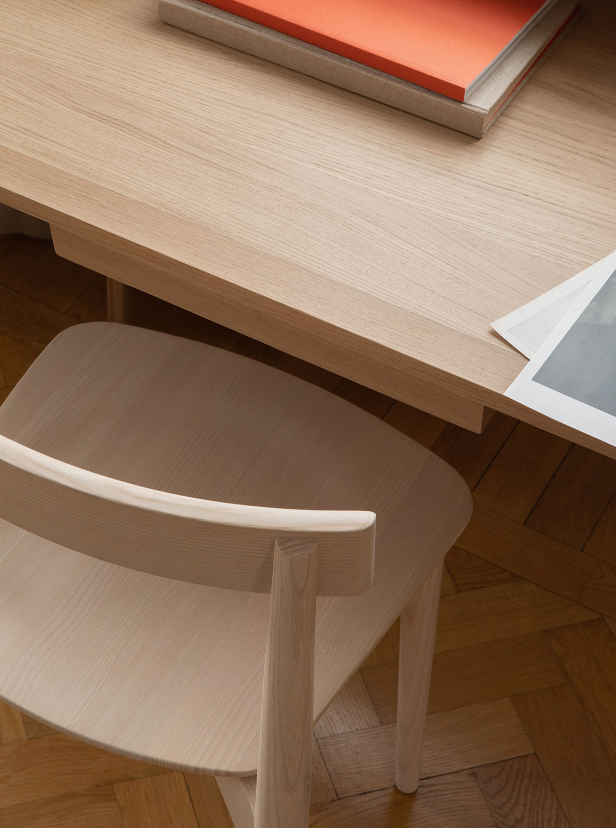 Lara Chair