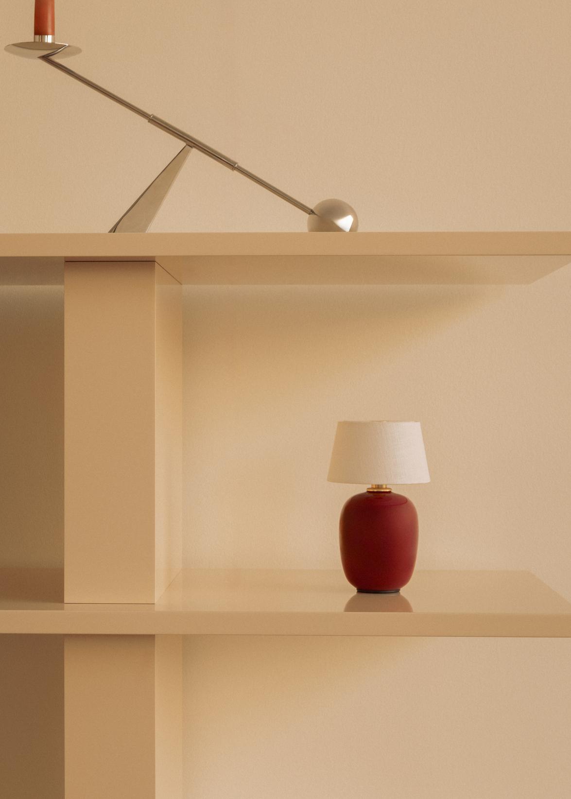 Torso Table Lamp, Portable, Dia 11.7, Ruby