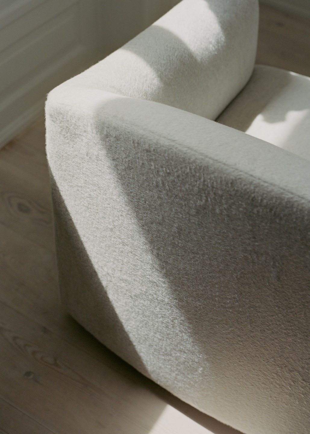 Shore Lounge Chair Extended Base