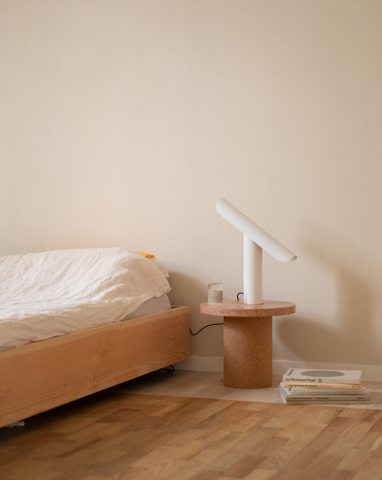 T-Lamp, White