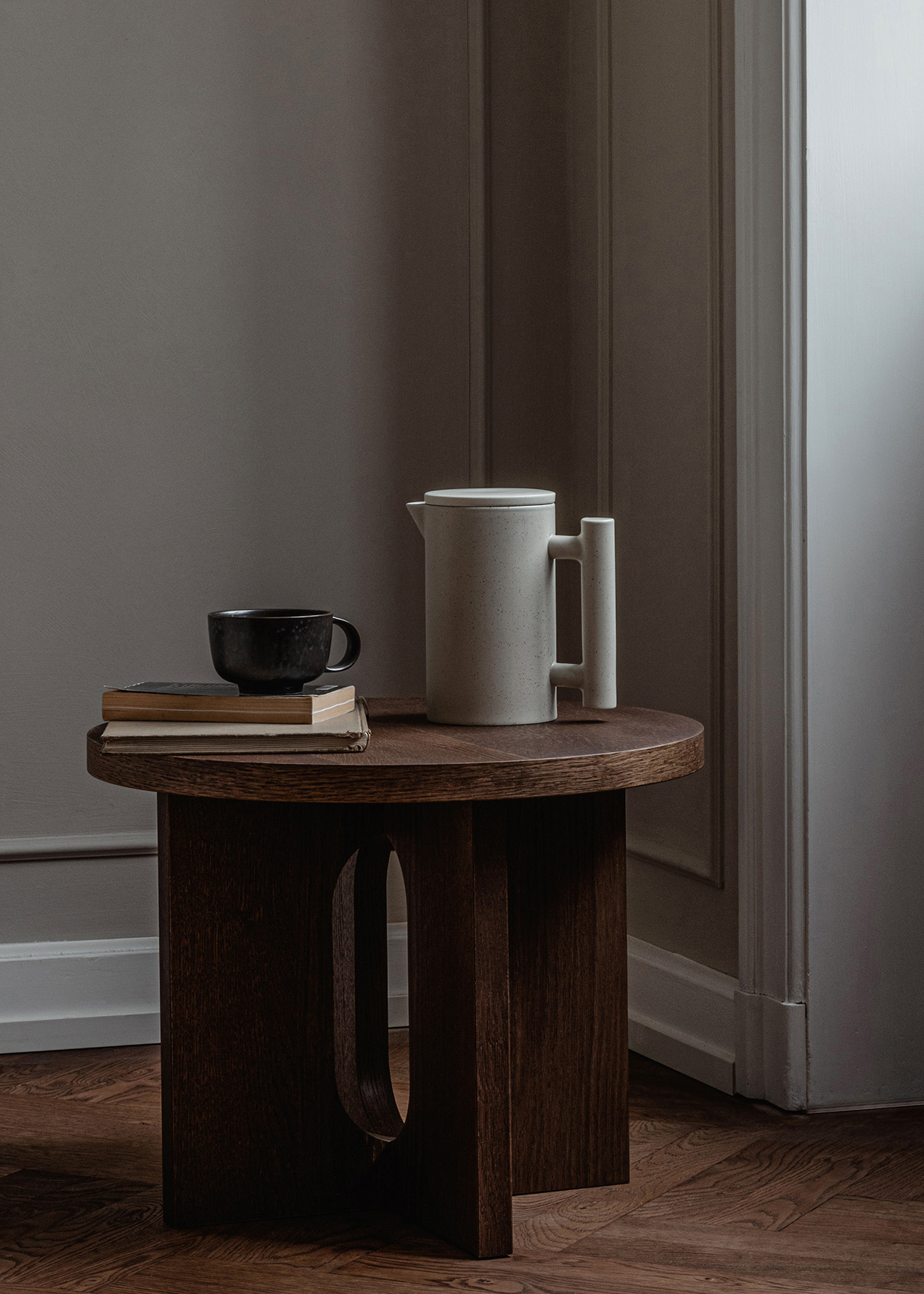 Androgyne Side Table, Dia 50, Walnut Base, Walnut Tabletop
