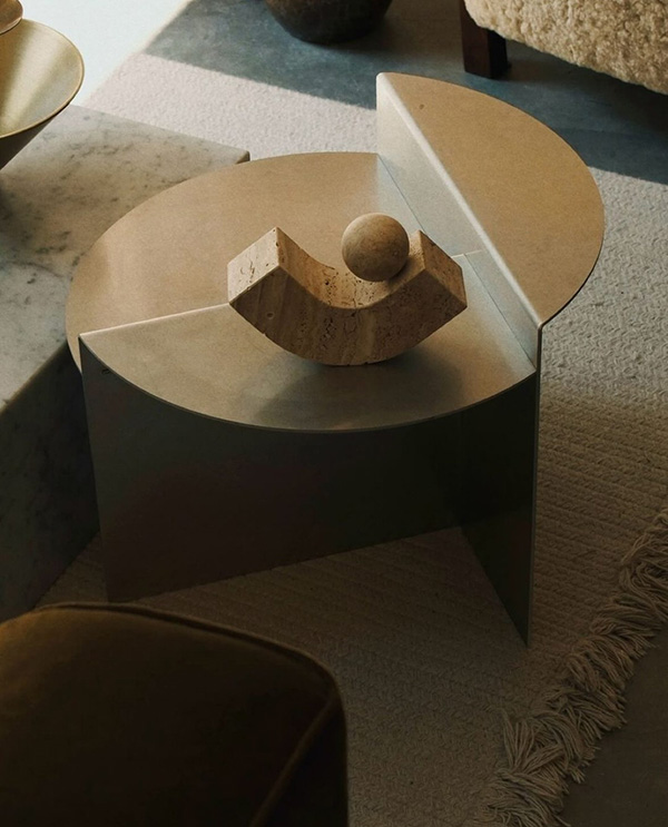 Equi Bookend, Travertine