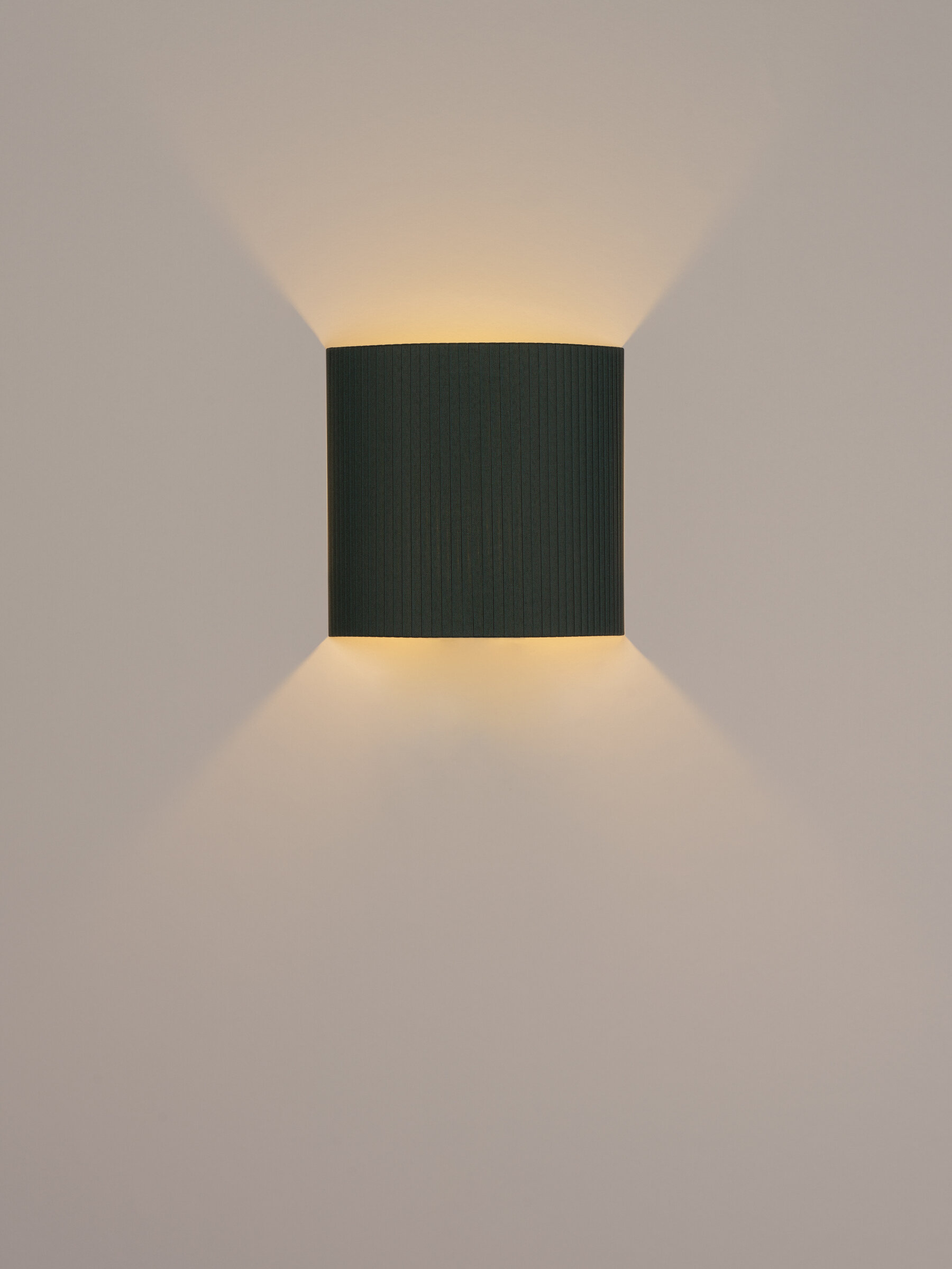 Comodin Wall Lamp, Square, Chrome-Plated Structure