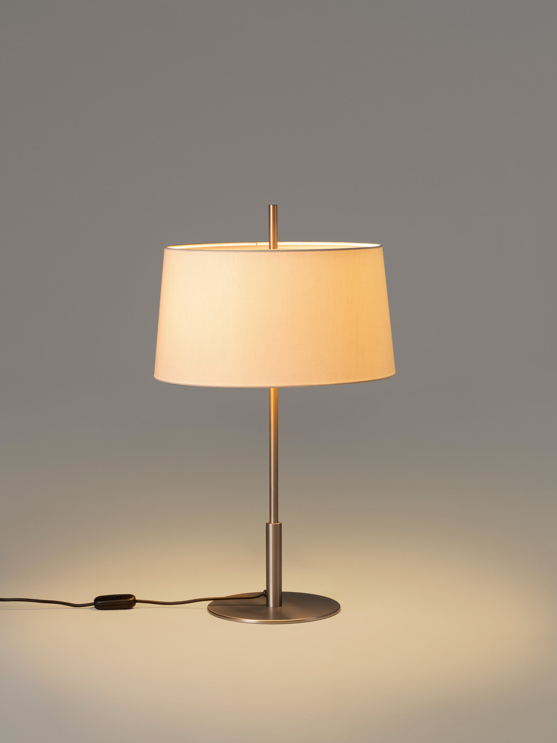 Diana Table Lamp, Satin Nickel Structure/White Linen Lampshade