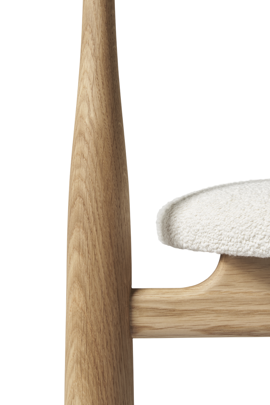 Bukowski Chair, Oak, Barnum Lana 24