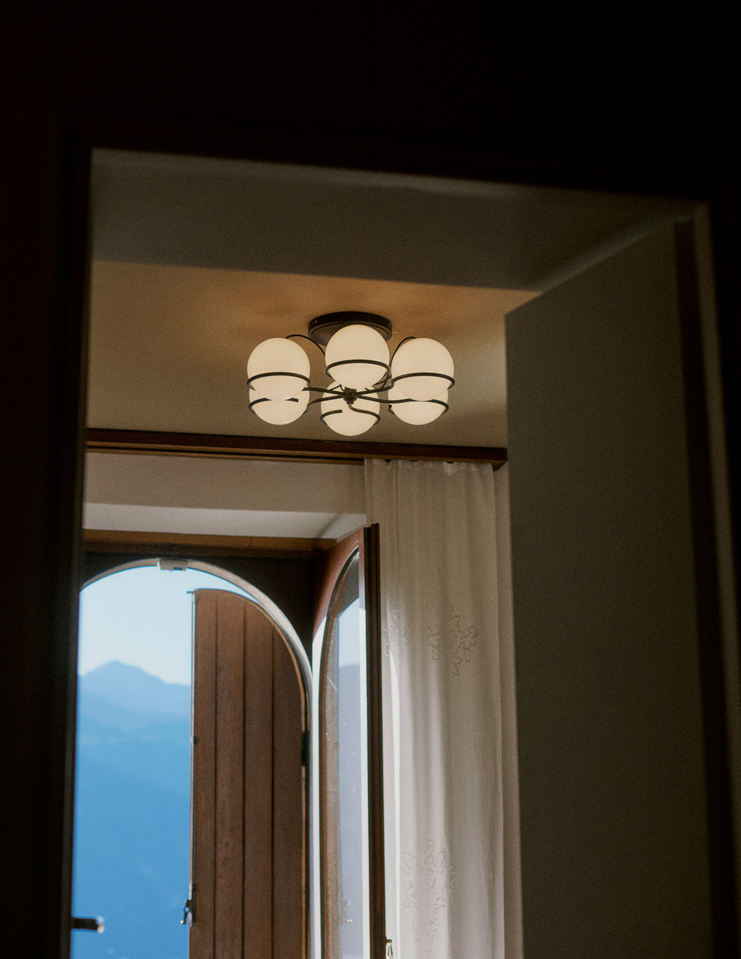 Model 2042/6 Pendant, 6 Opaline Spheres (20cm Diameter)