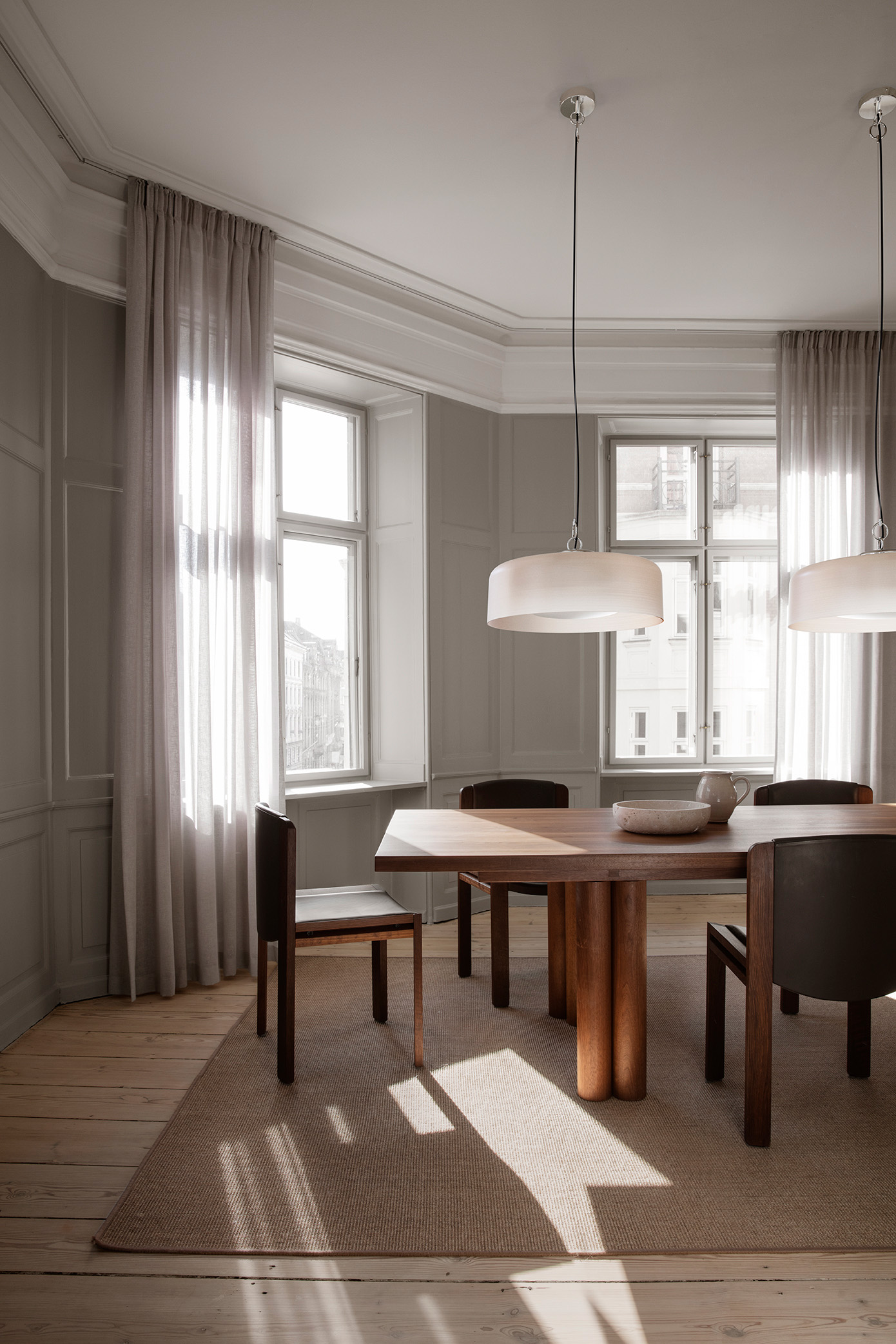 Model 2050 Pendant, Wire Suspension