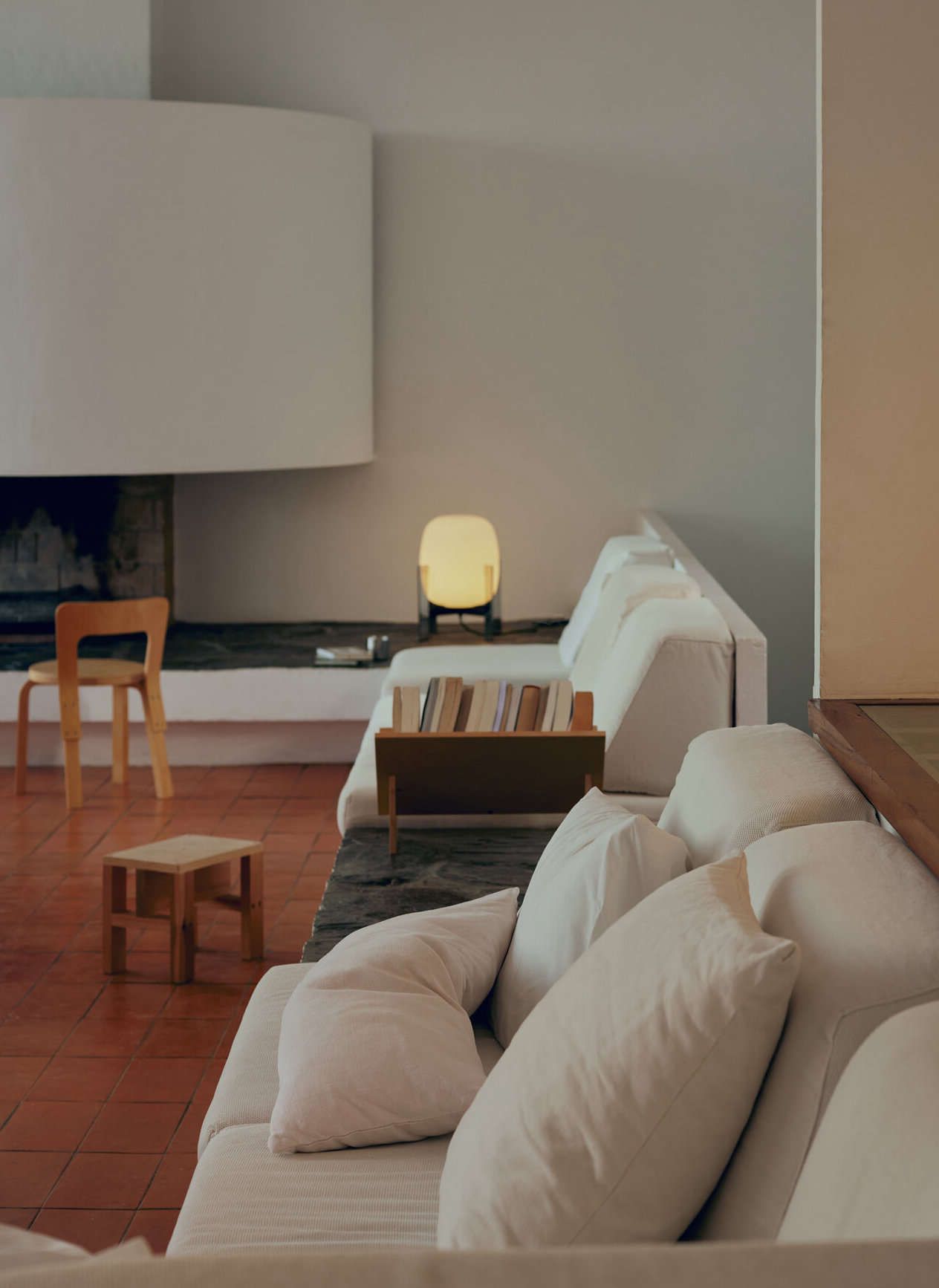 Oakland Bookshelf, Walnut