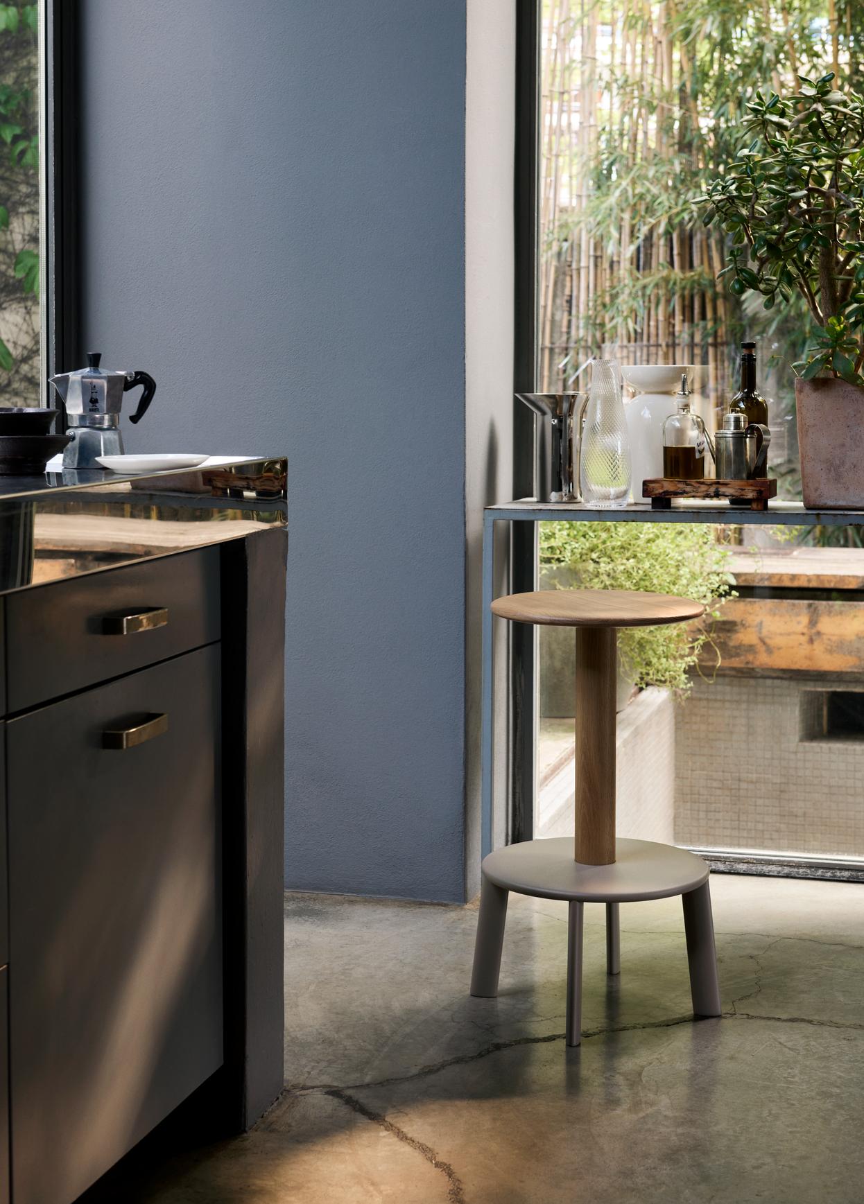 Massif Counter Stool AV39