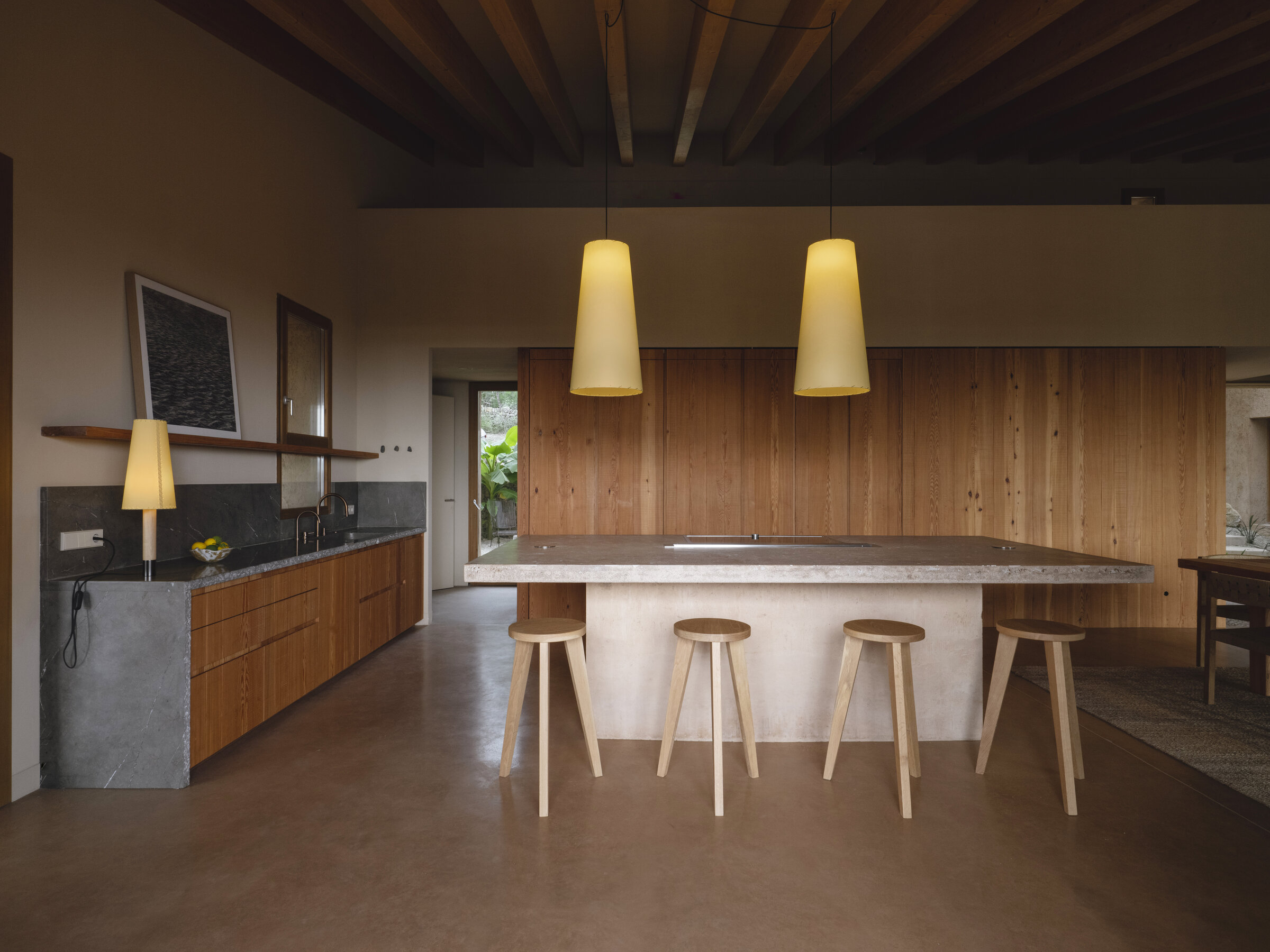 Sisisi Conicas Largas GT4 Pendant Lamp, Stitched Beige Parchment