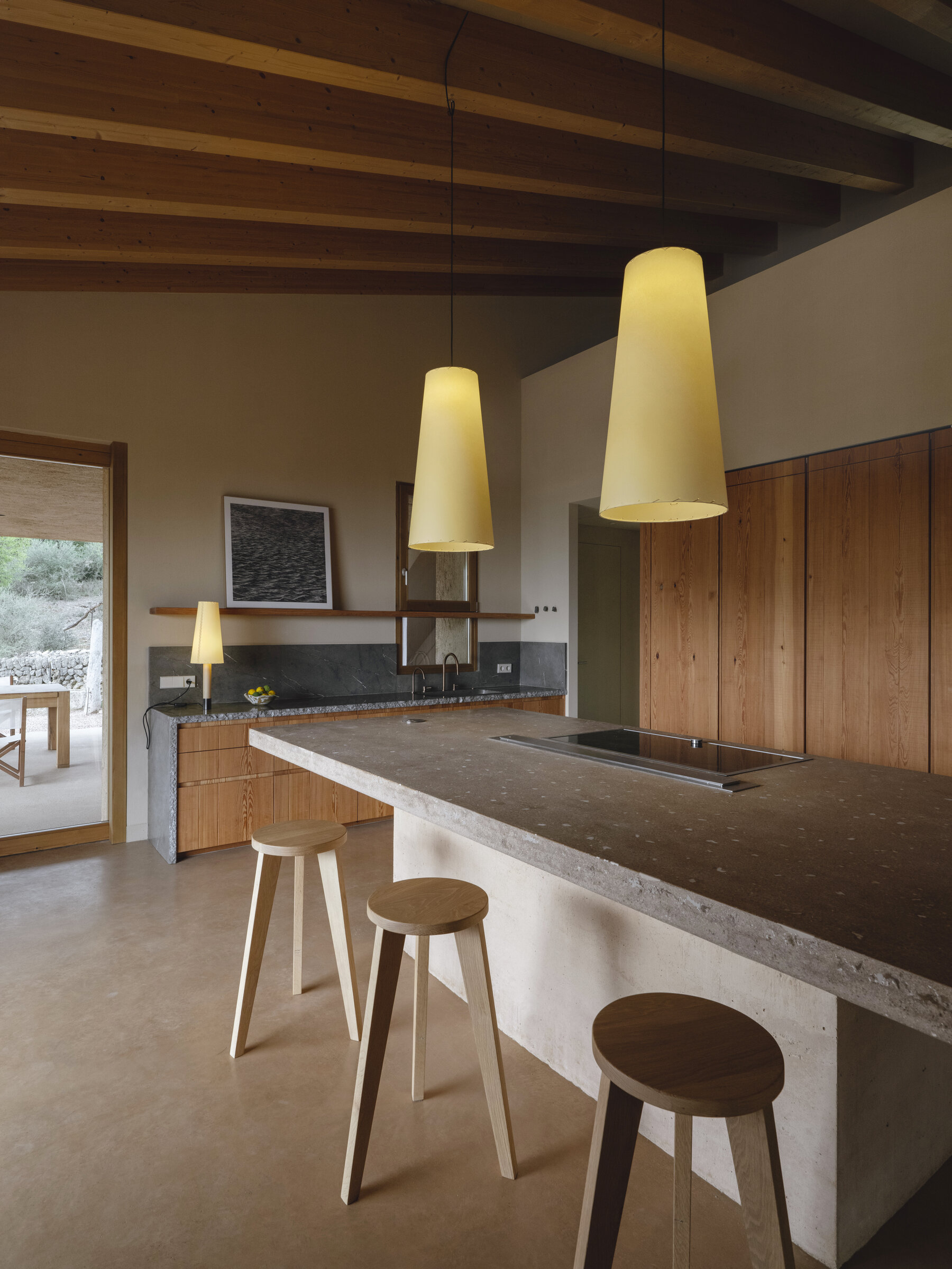 Sisisi Conicas Largas GT4 Pendant Lamp, Stitched Beige Parchment