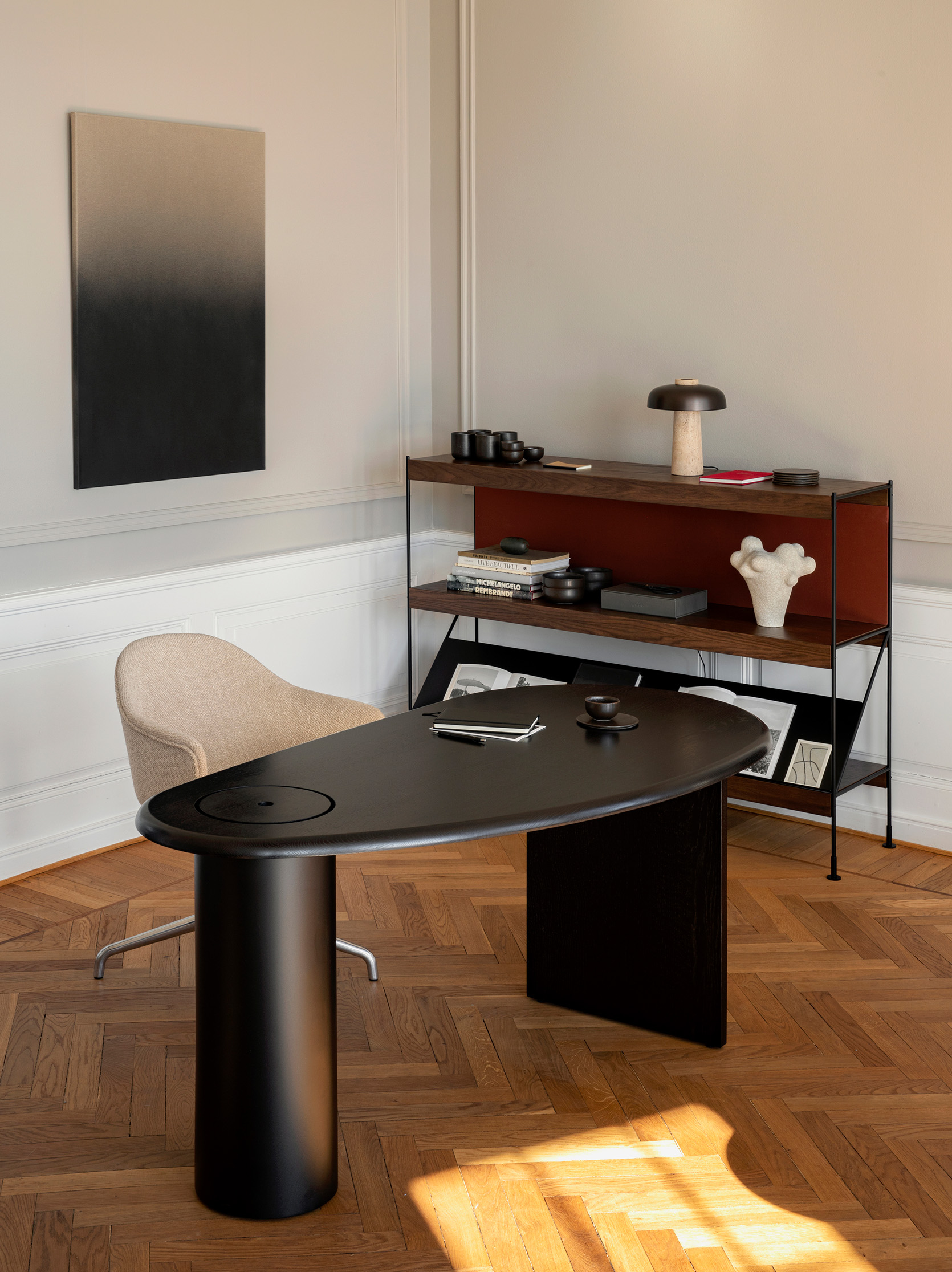 Harbour Dining Chair, Star Base with Swivel, Upholstered, Polished Aluminium / Hallingdal 65 0270