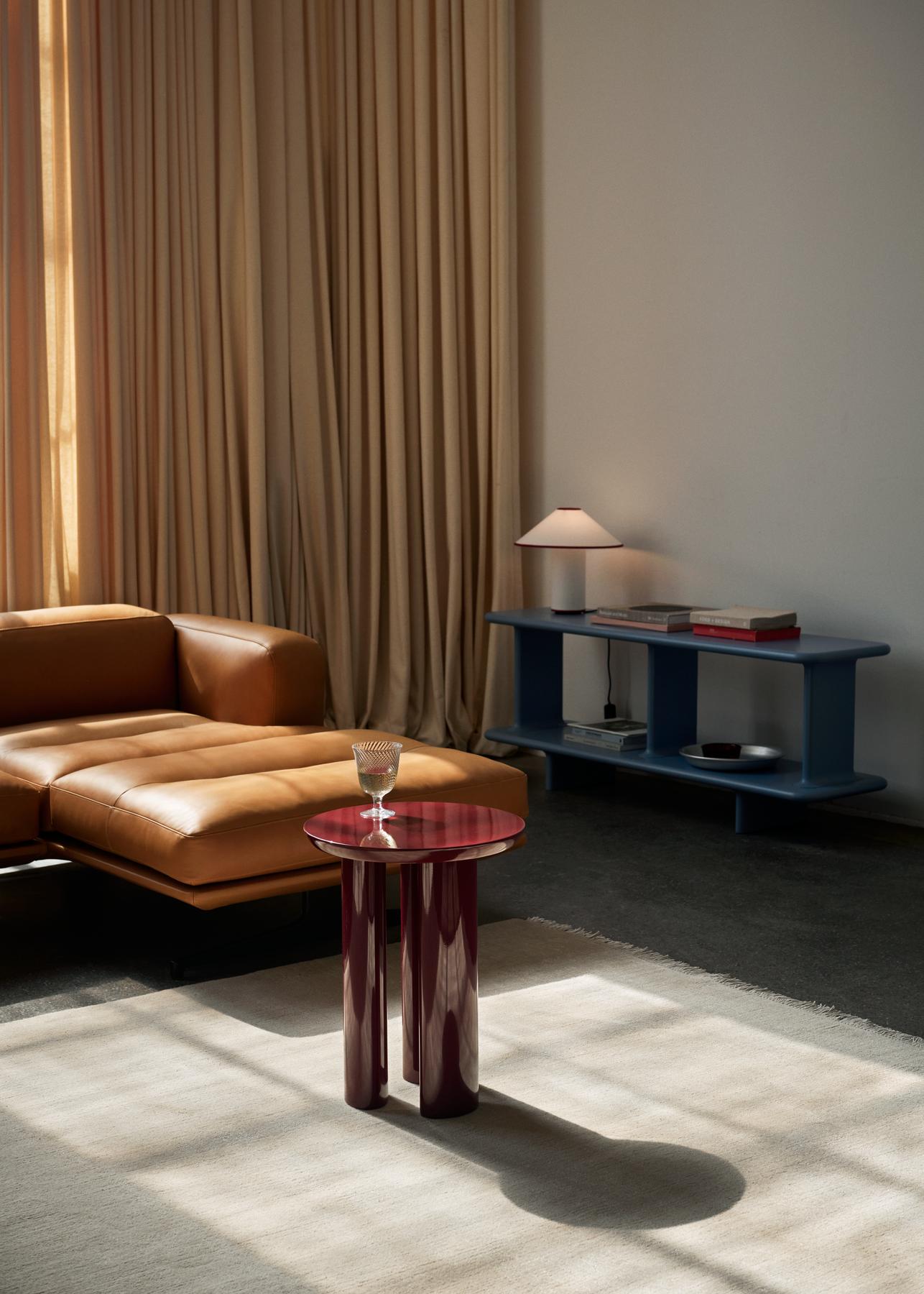 Inland AV42, Chaise Longue Sofa, Leather Upholstery