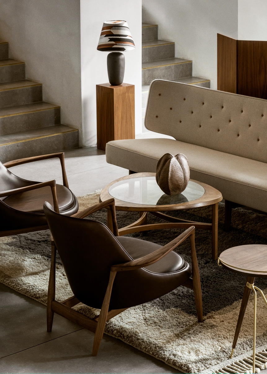 Elizabeth Lounge Chair, Walnut Base