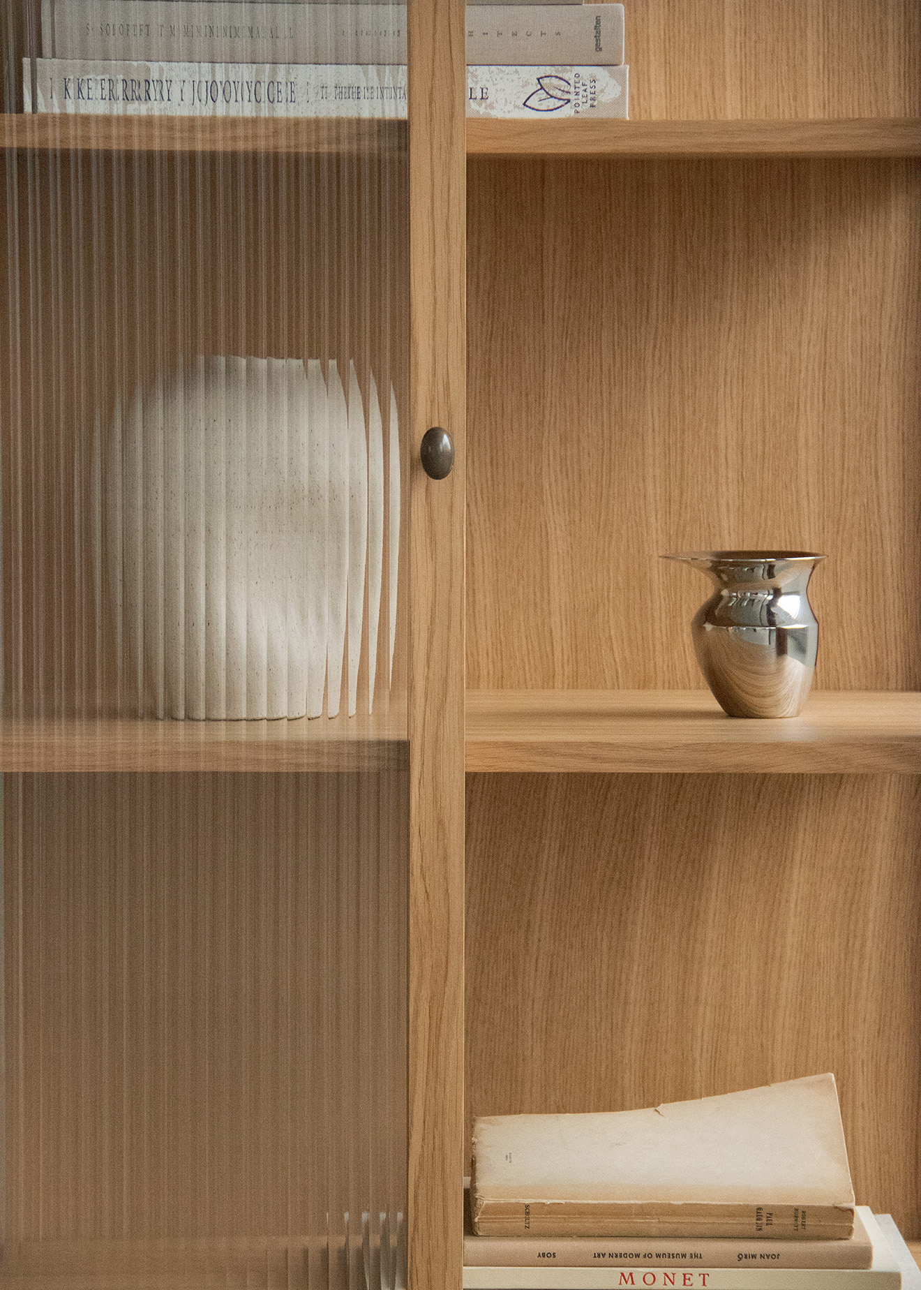 Curiosity Cabinet, Low