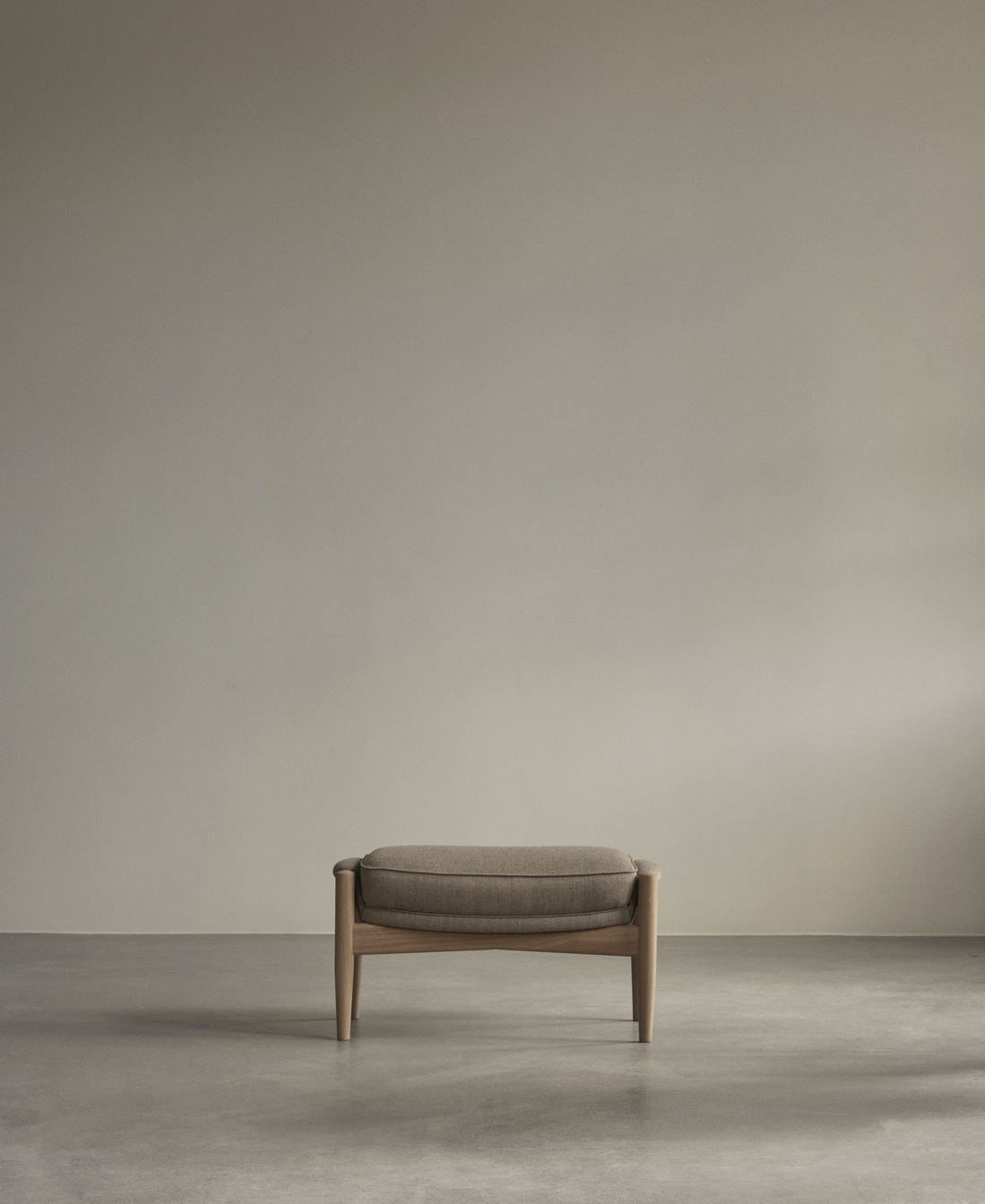 The Seal Ottoman, Natural Oak Base