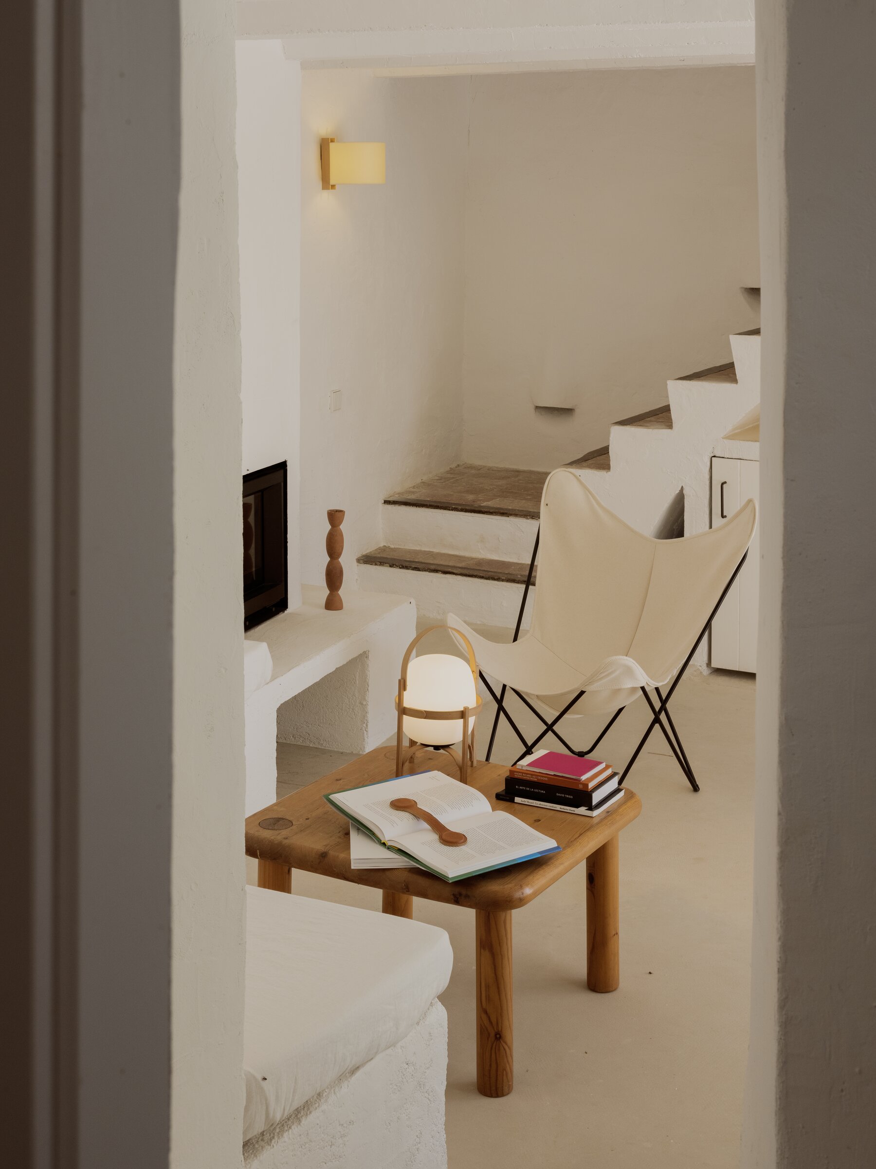 TMM Corto Wall Lamp / Beech Wood / Beige