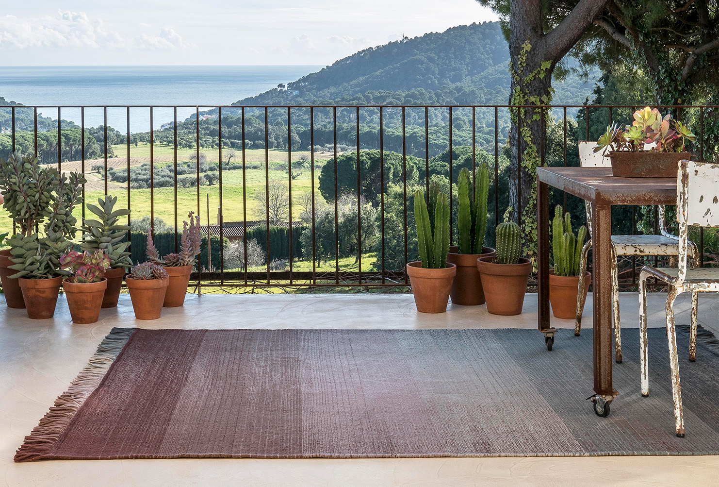 Shade Outdoor Rug, Palette 4