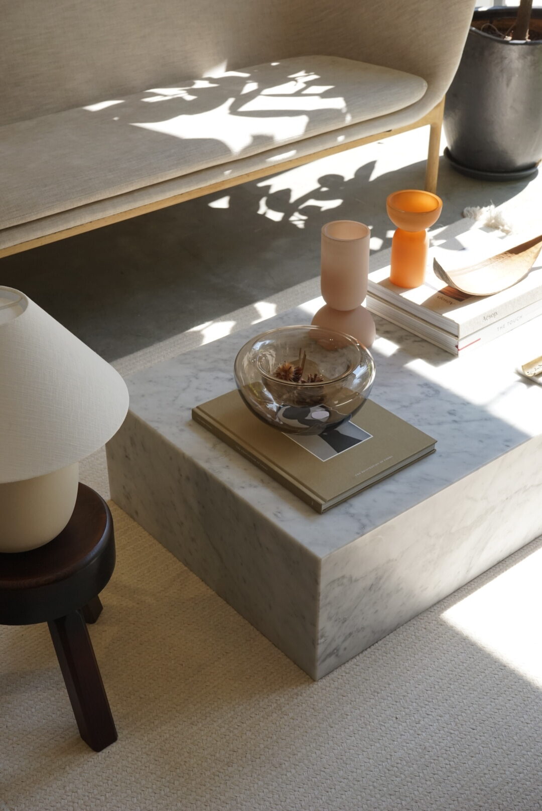 Plinth Low, White Carrara Marble