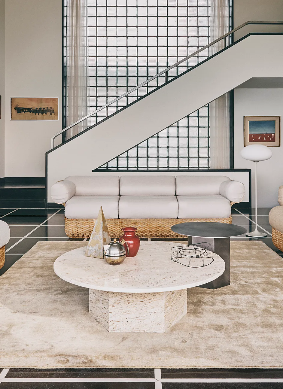 Epic Coffee Table, Ø110, Travertine