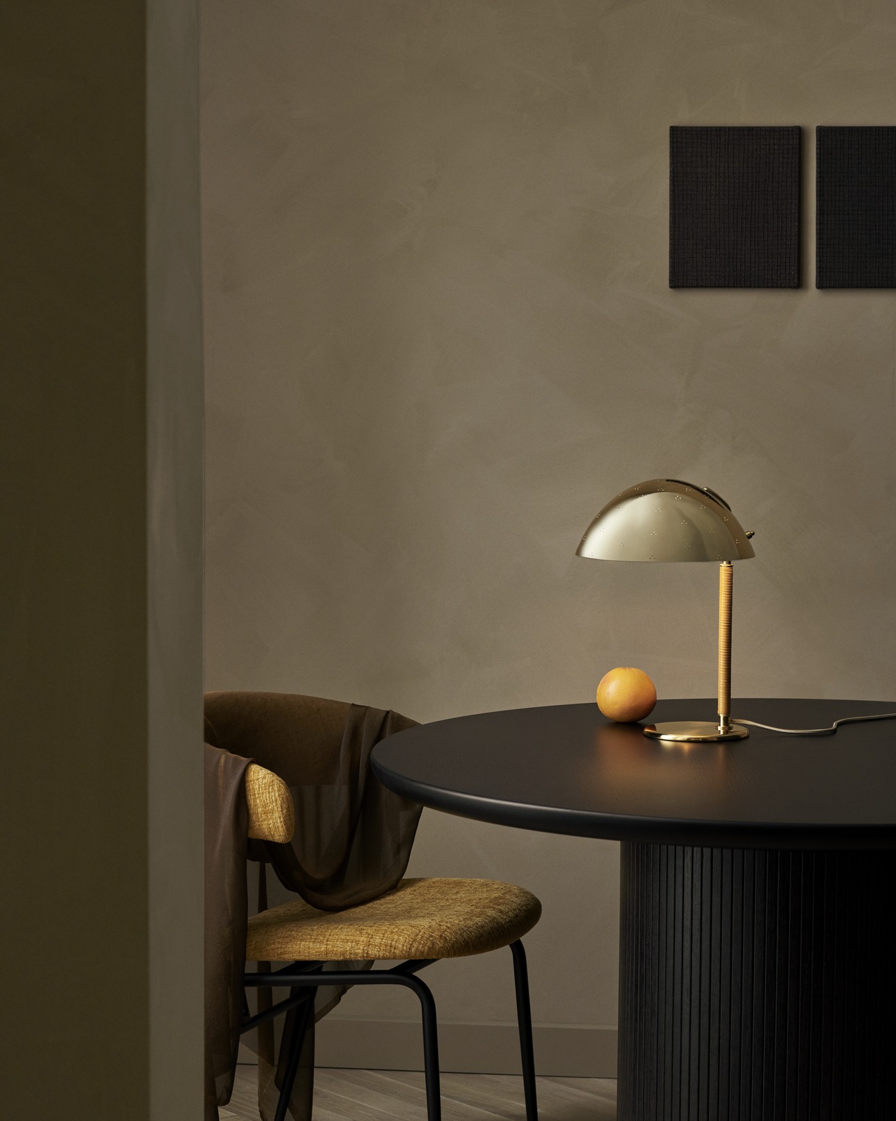 Moon Dining Table, Elliptical, 258×101, Brown/Black Stained Veneer Oak Lacquered Top & Base