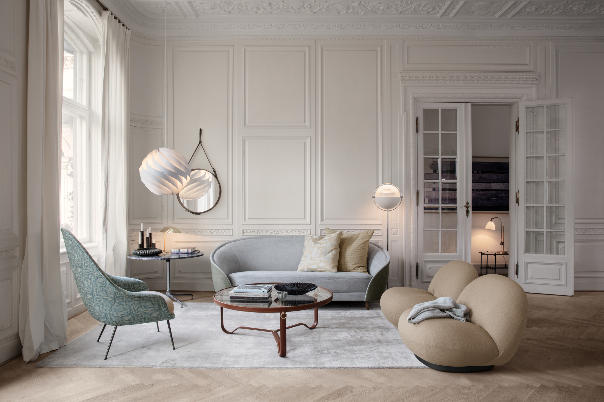 Revers Sofa, 215x100, Walnut Base, Belsuede 011