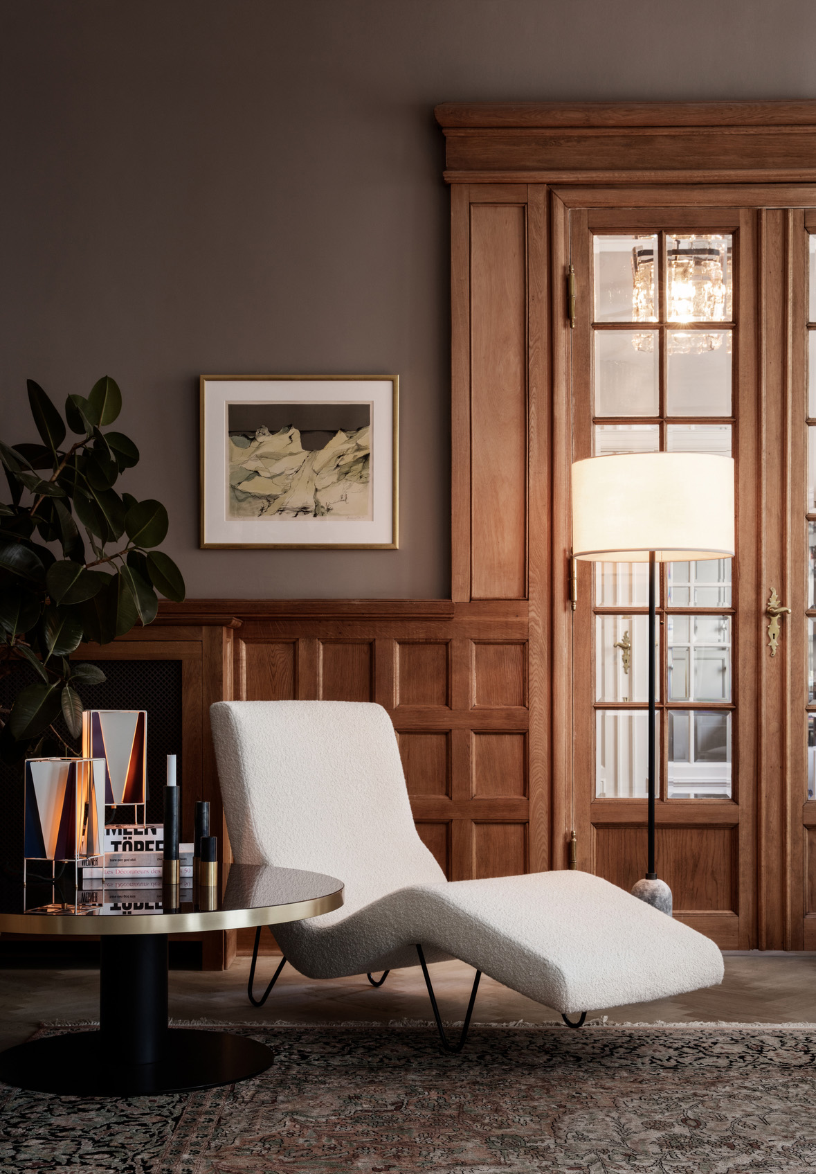 Gravity Floor Lamp, White Base