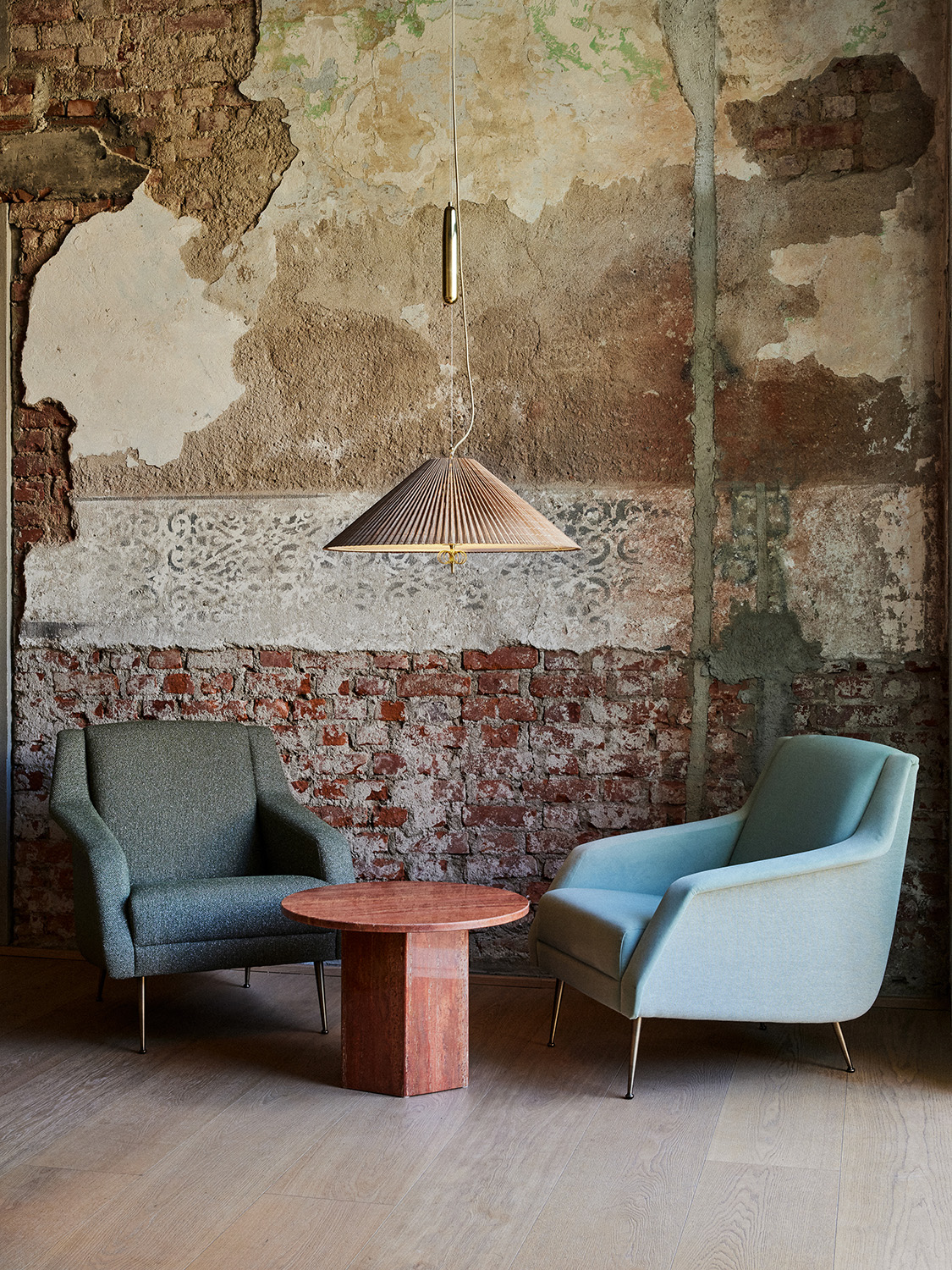 Epic Coffee Table, Ø60, Travertine
